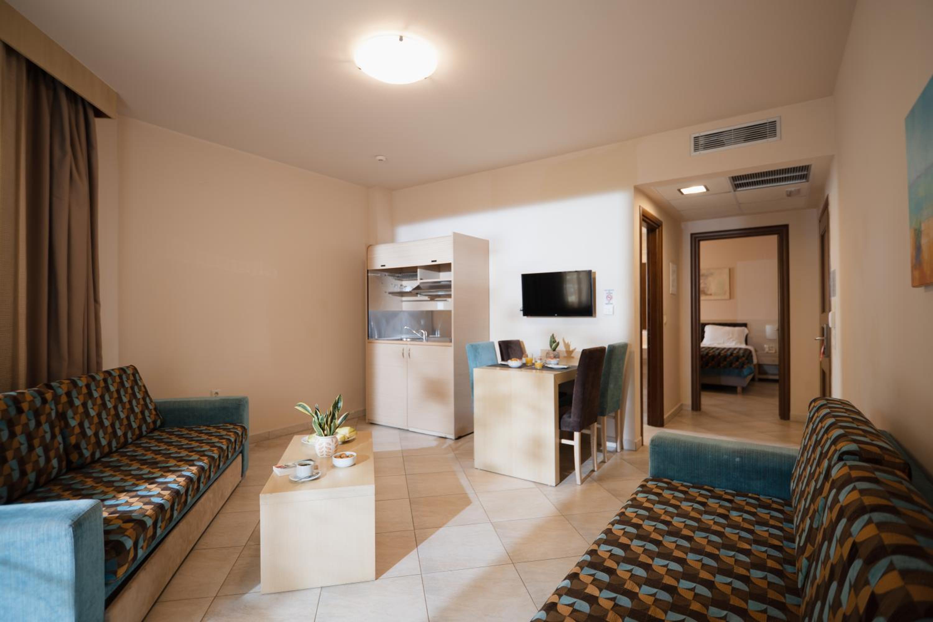 Suite with Garden View - Photo 5