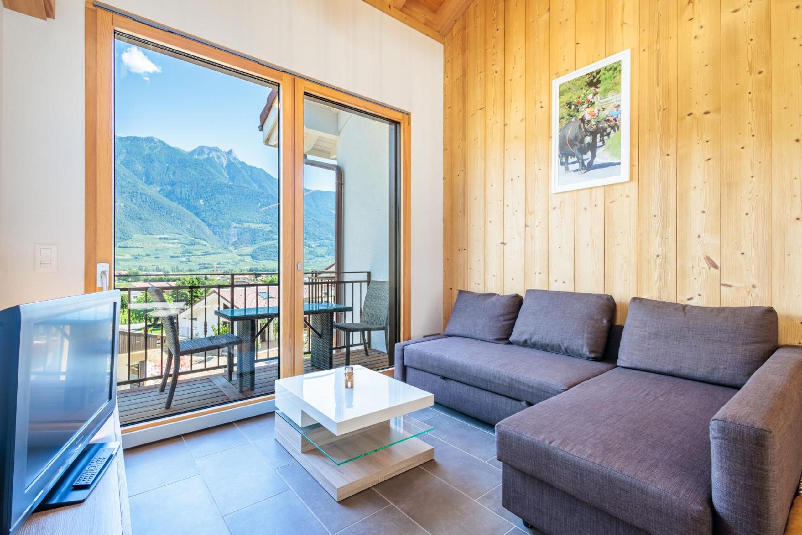 Two-Bedroom Villa - Photo 16