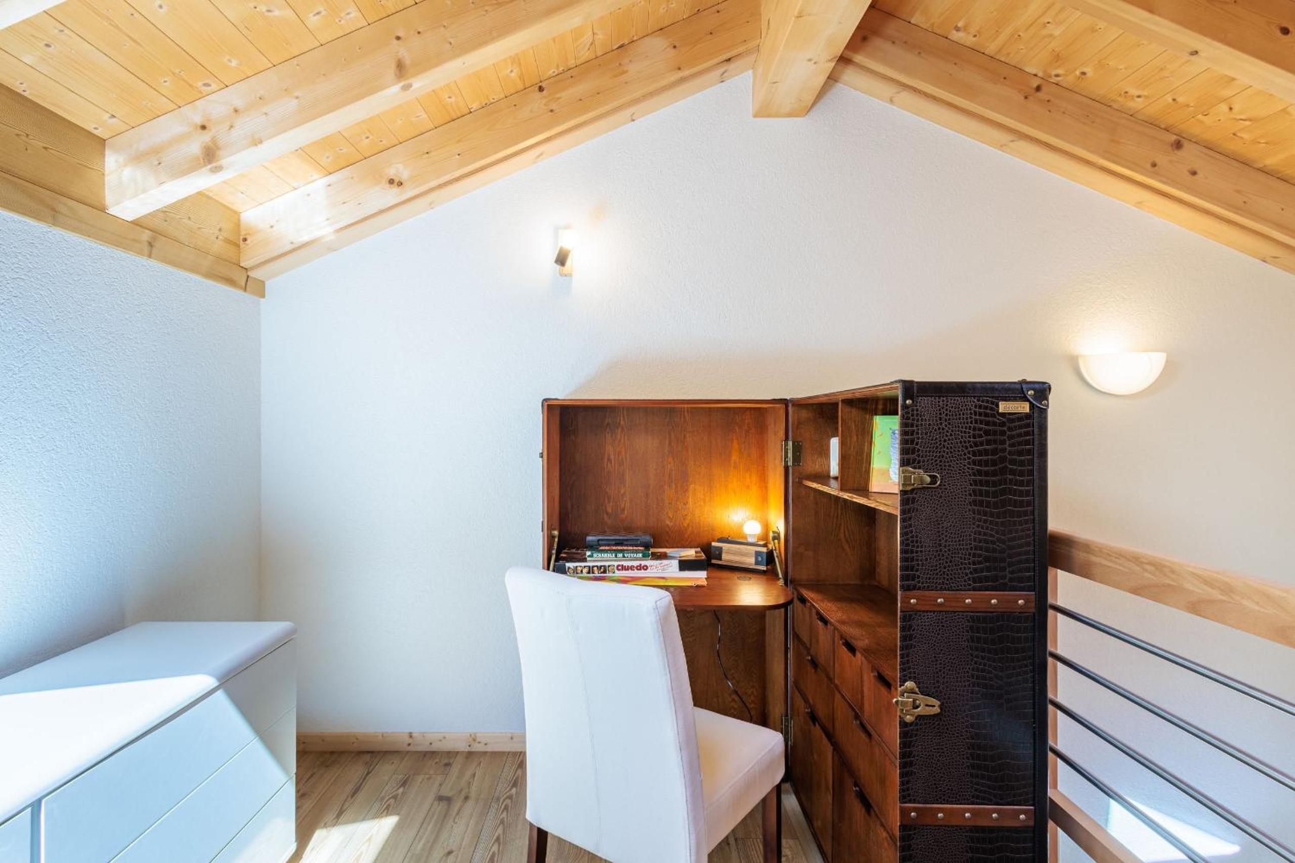 Two-Bedroom Villa - Photo 8