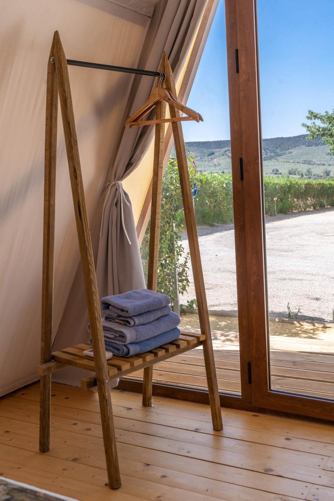 Deluxe Cabana with Garden View - Photo 1