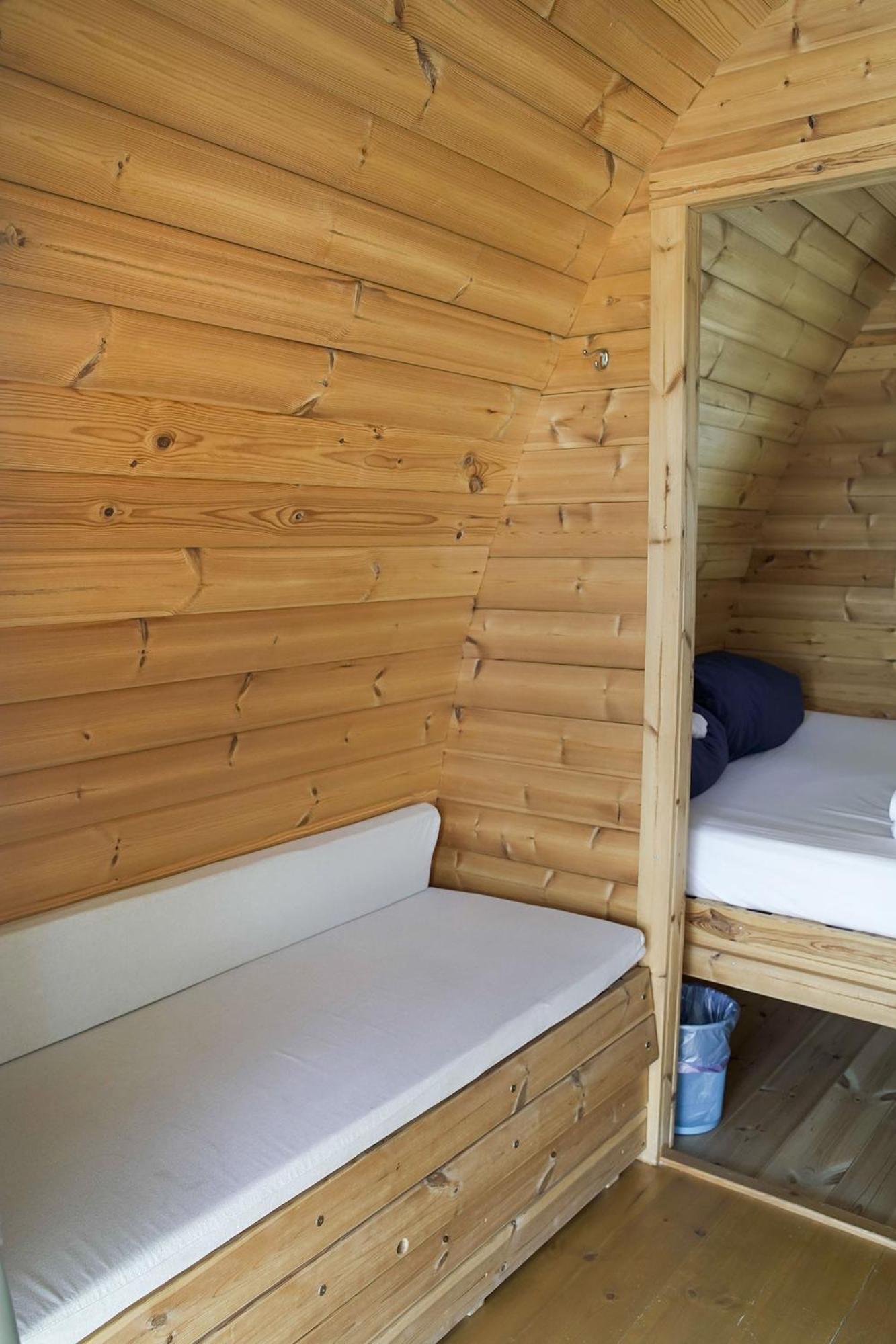 Log Cabin - Photo 4