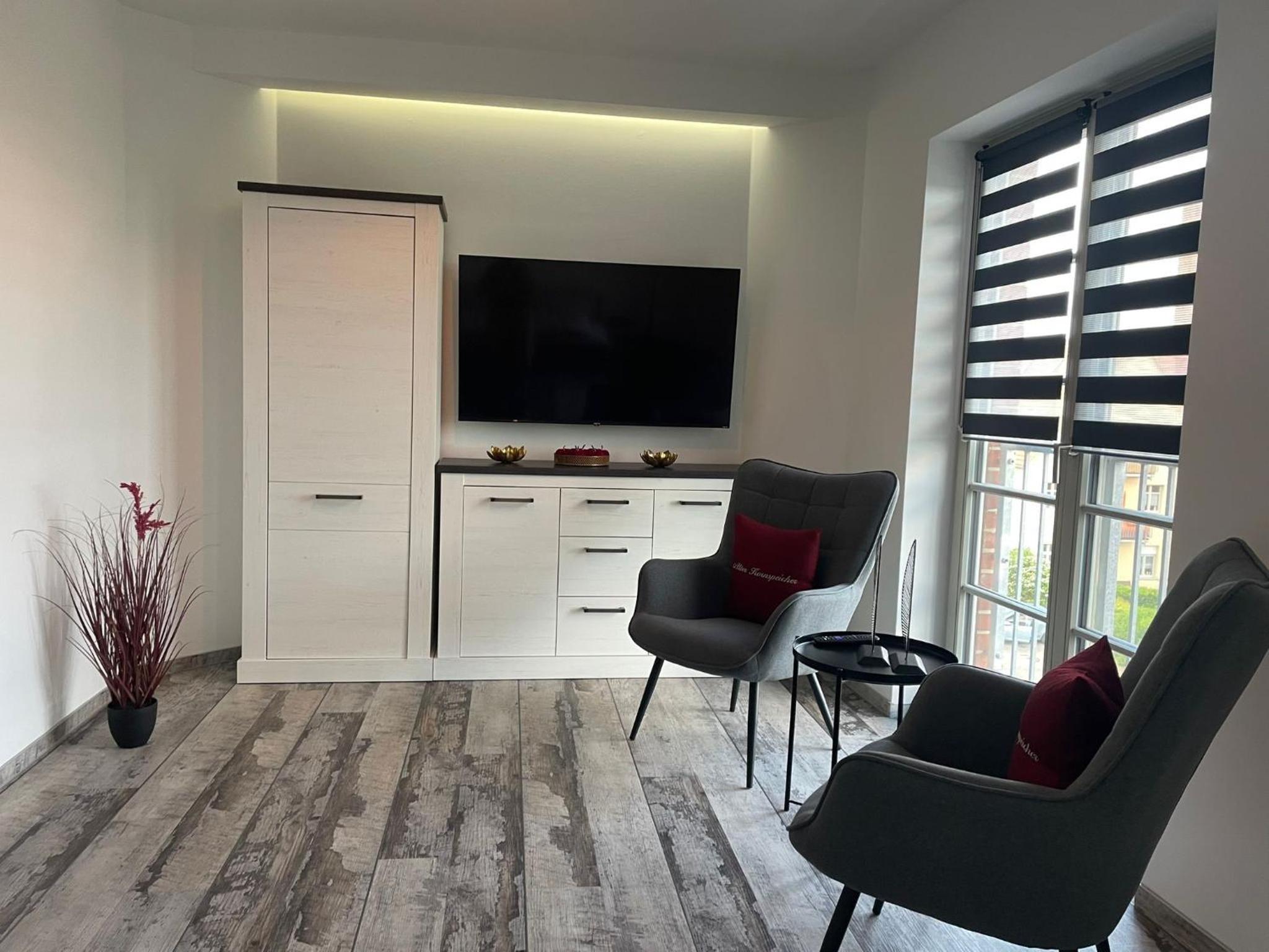 Two-Bedroom Apartment - Photo 6