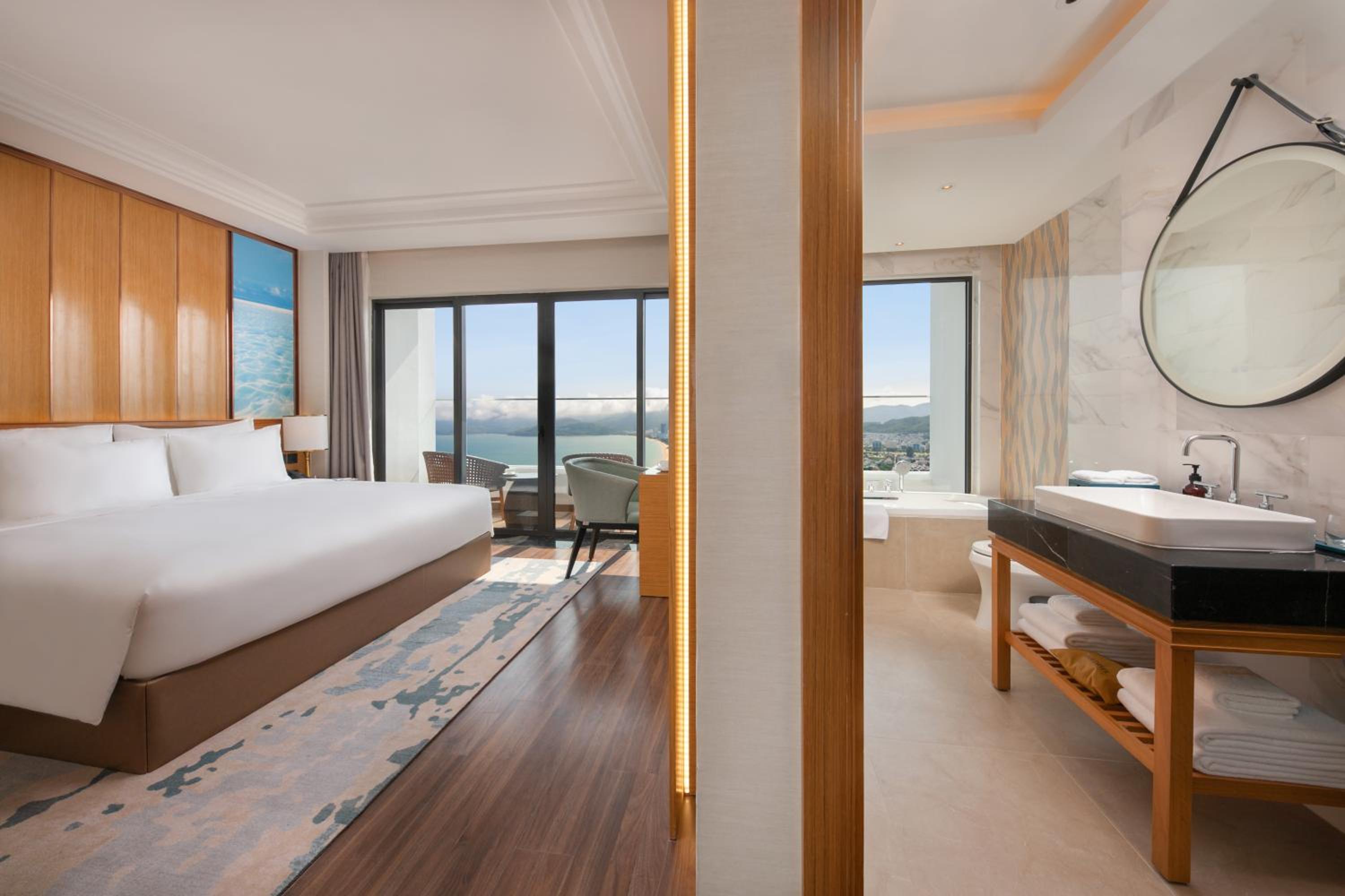 ​Two-bedroom Suite Oceanview - Photo 15