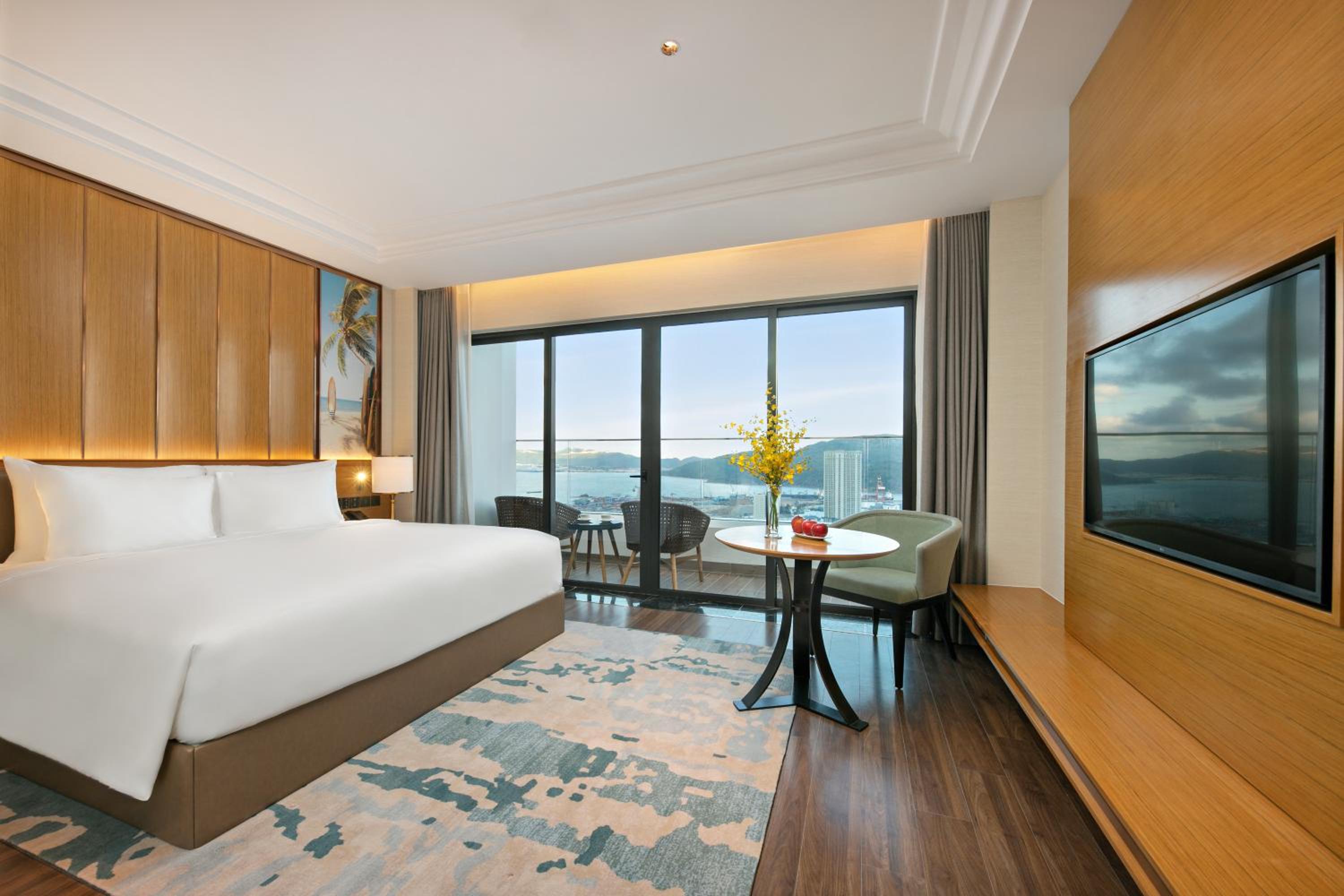 ​Two-bedroom Suite Oceanview - Photo 4