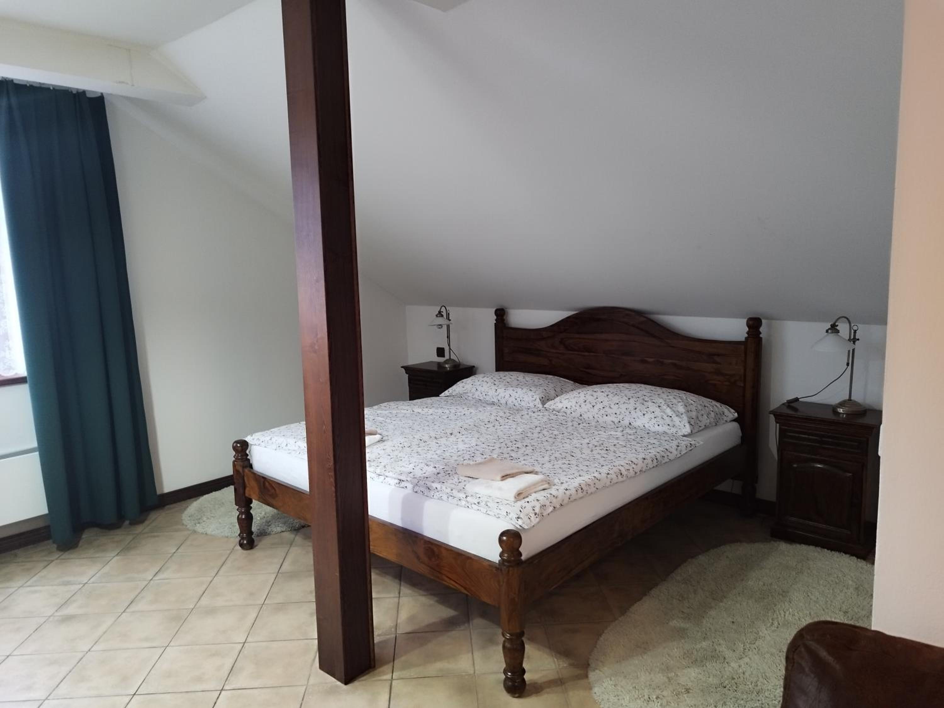 Double or Twin Room with Extra Bed photo 2