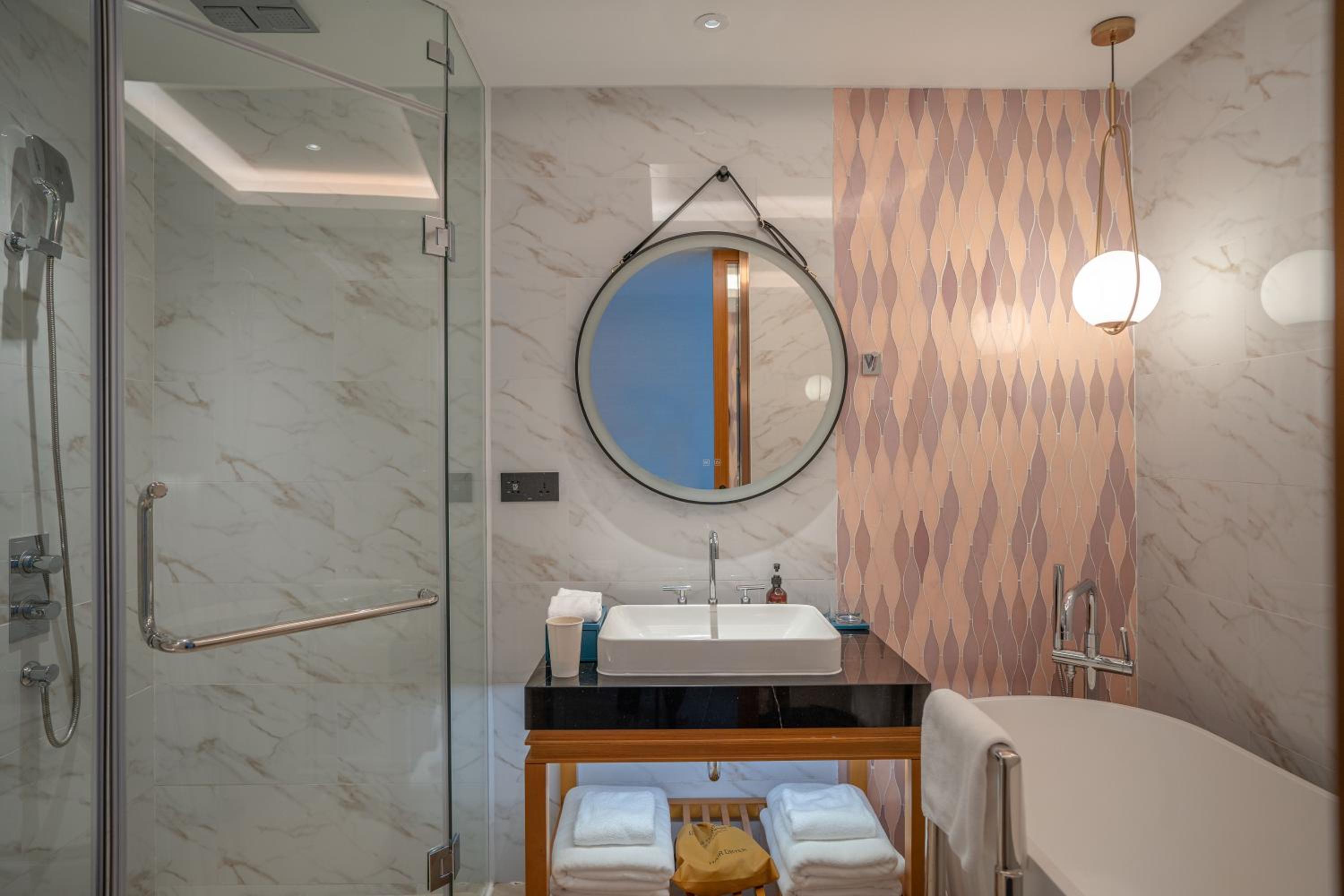 ​Three-bedroom Suite Oceanview - Photo 8