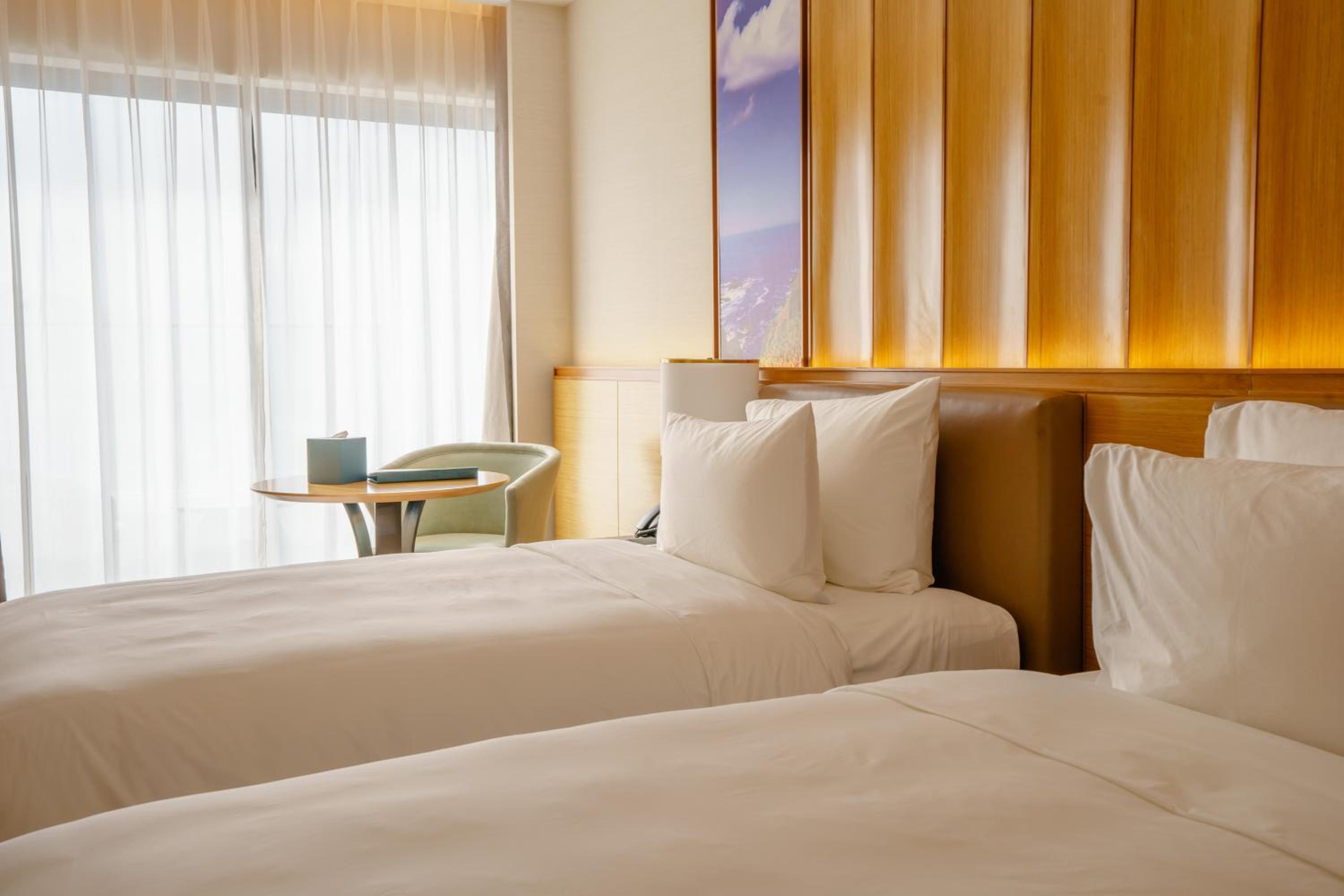 ​Three-bedroom Suite Oceanview - Photo 6