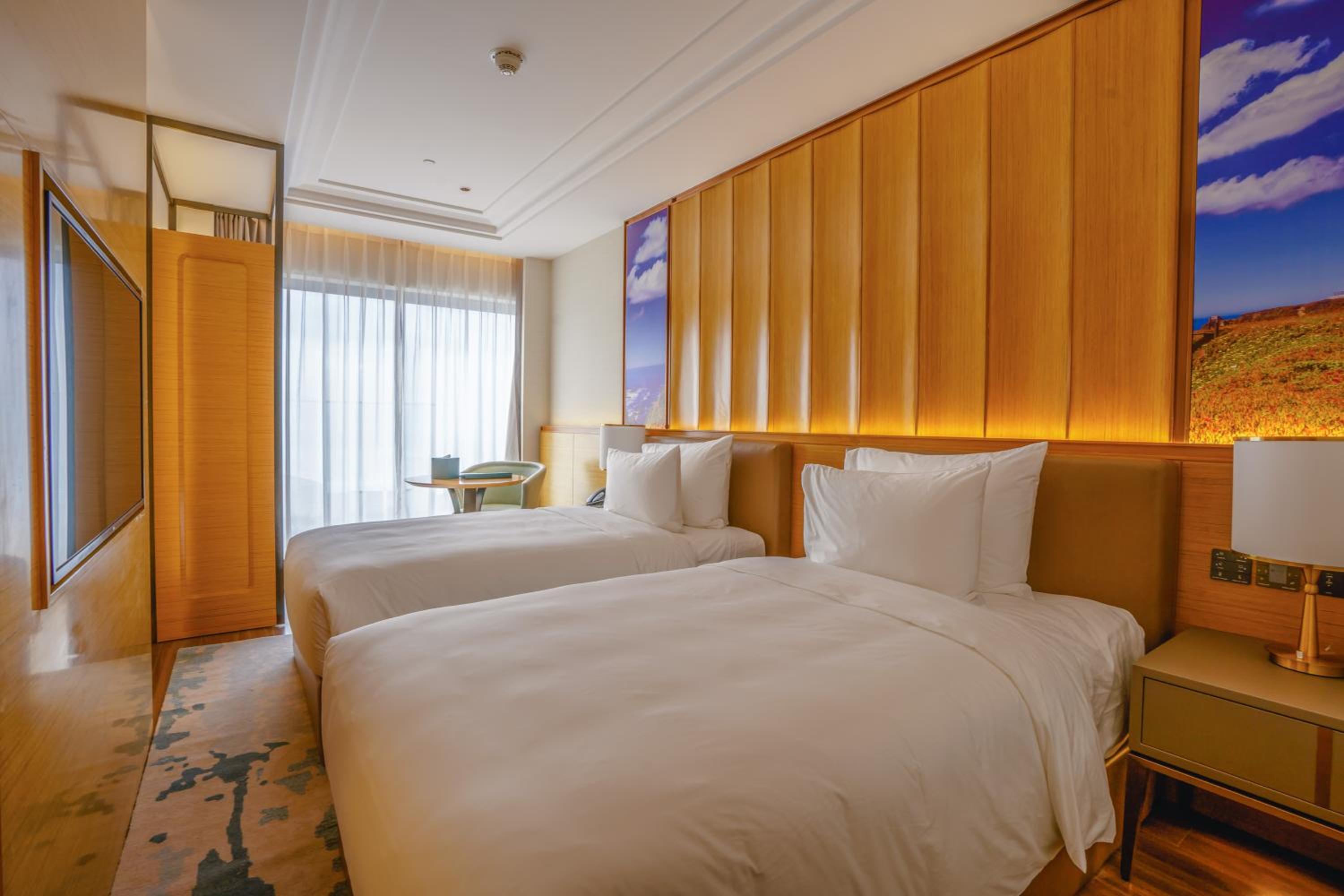 ​Three-bedroom Suite Oceanview - Photo 10
