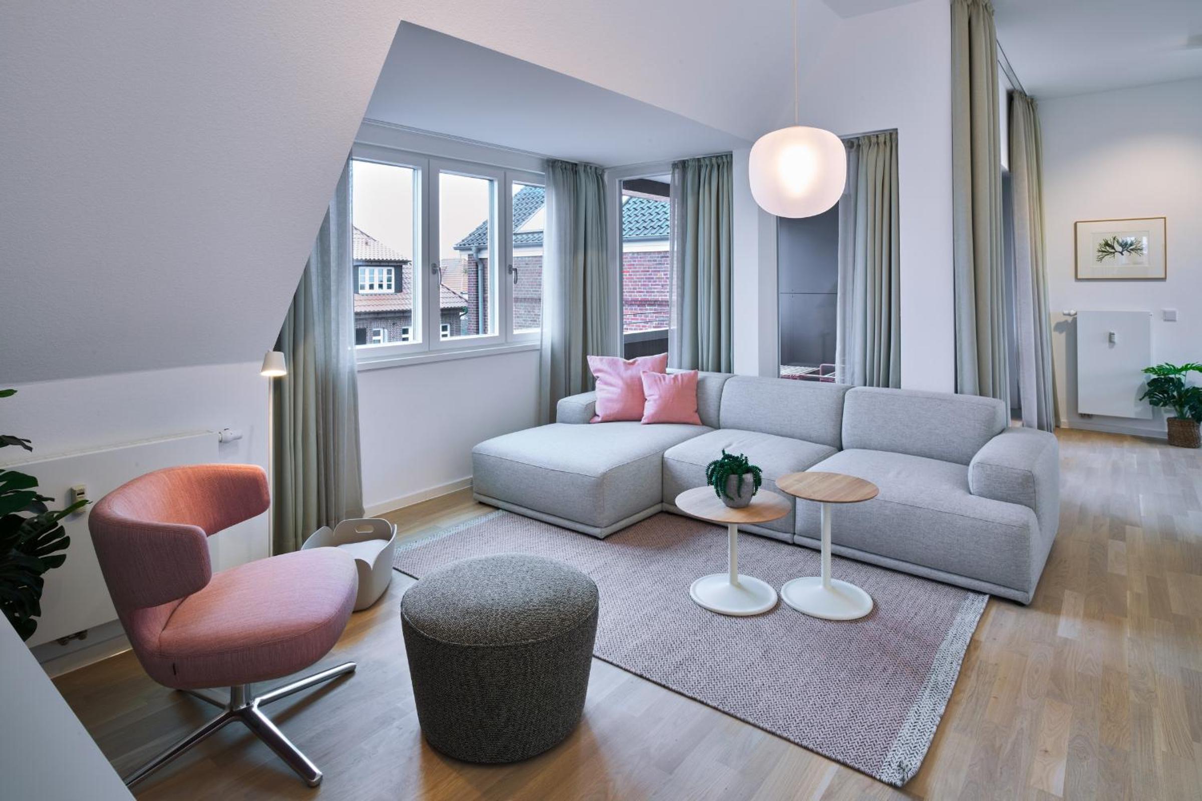 Apartment with Balcony photo 1