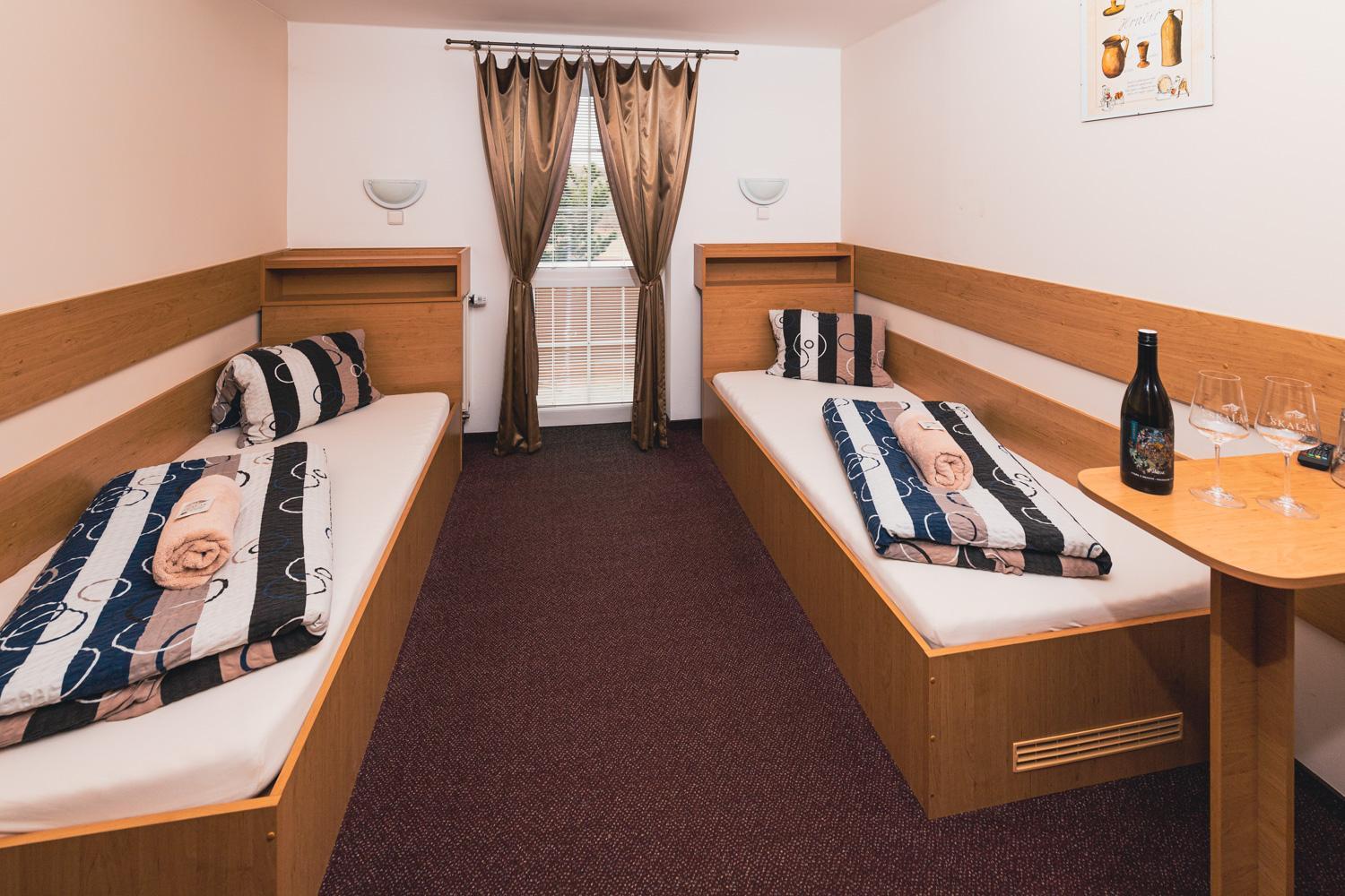 Twin Room with Private Bathroom - Photo 1