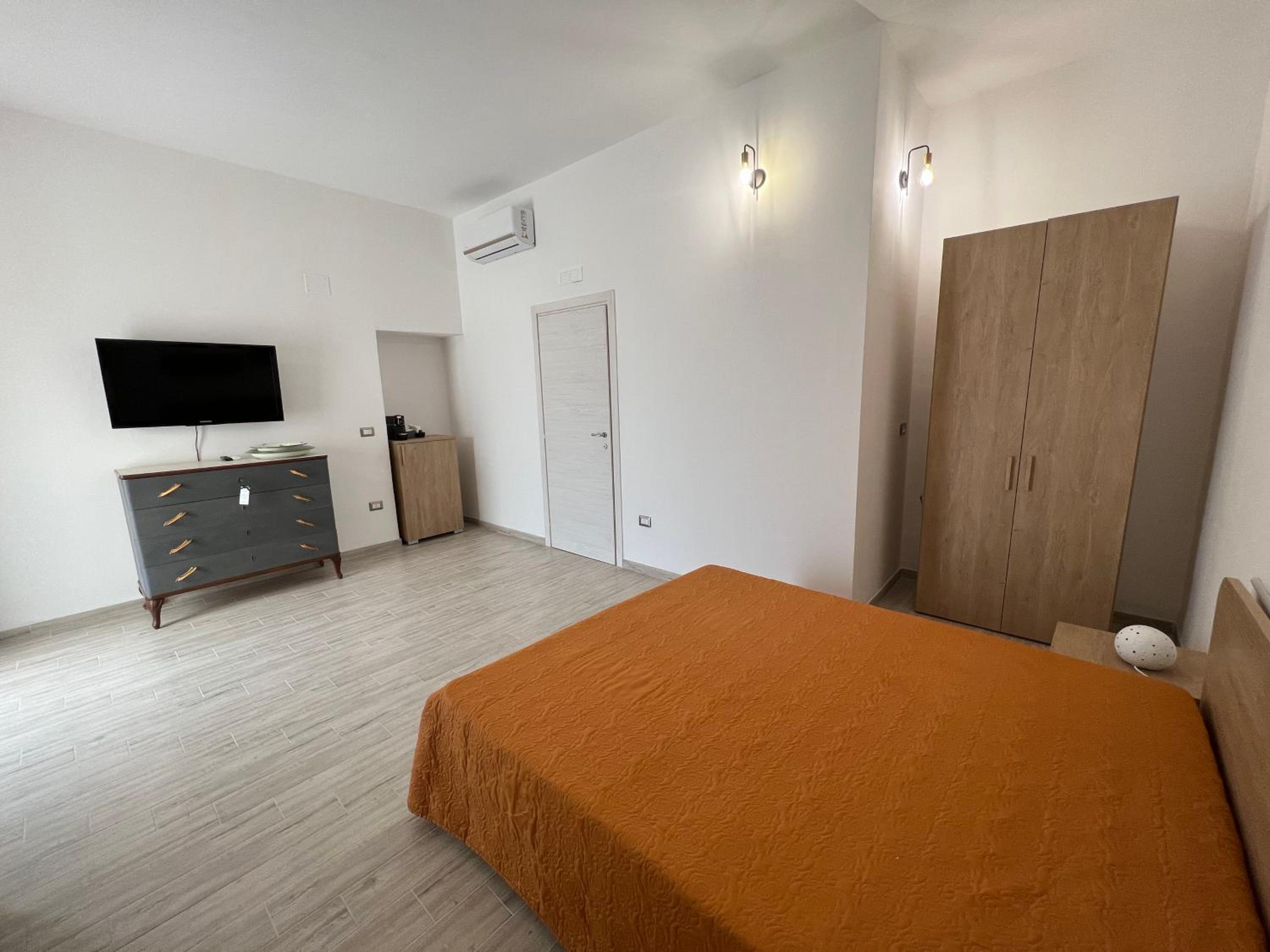 Double Room with Private Bathroom photo 3