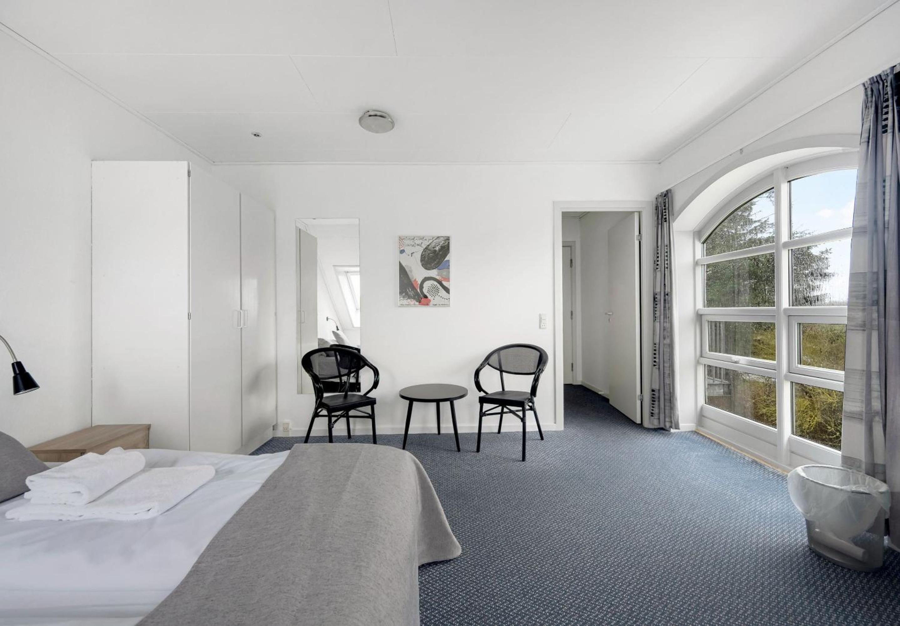 Standard Double Room - Photo 6