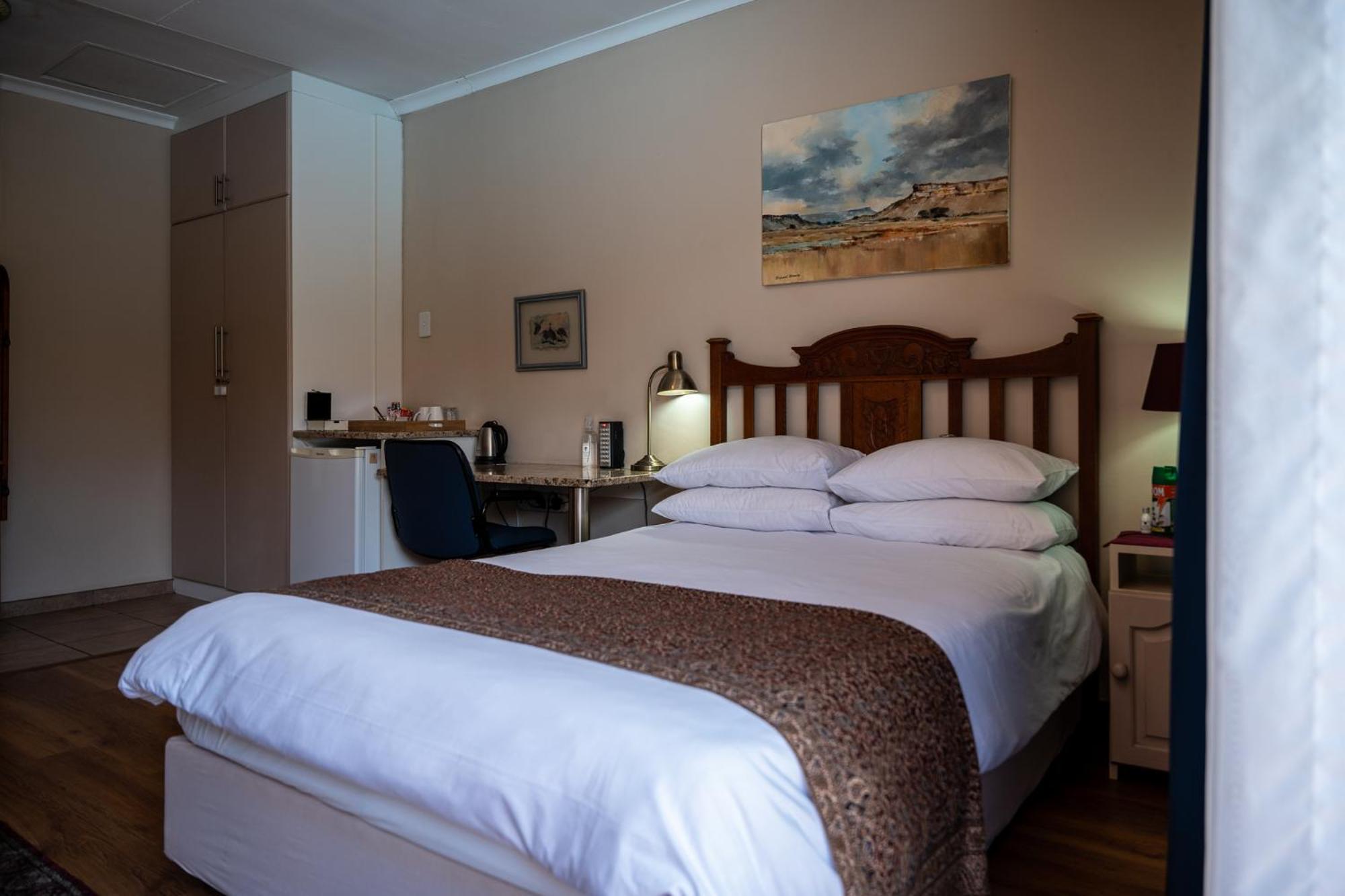 Deluxe Room - Photo 1