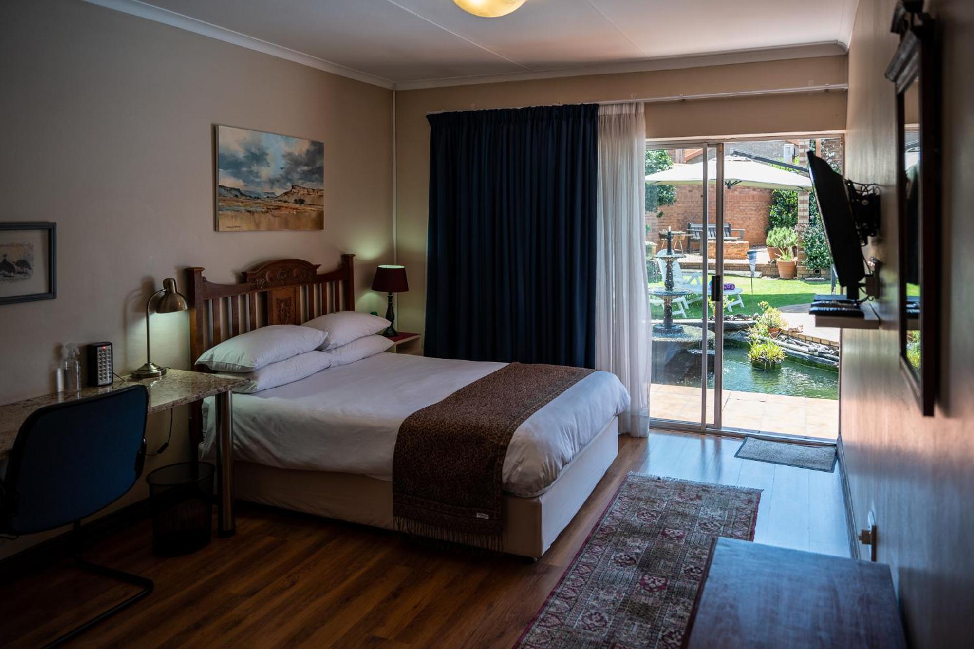 Deluxe Room - Photo 4