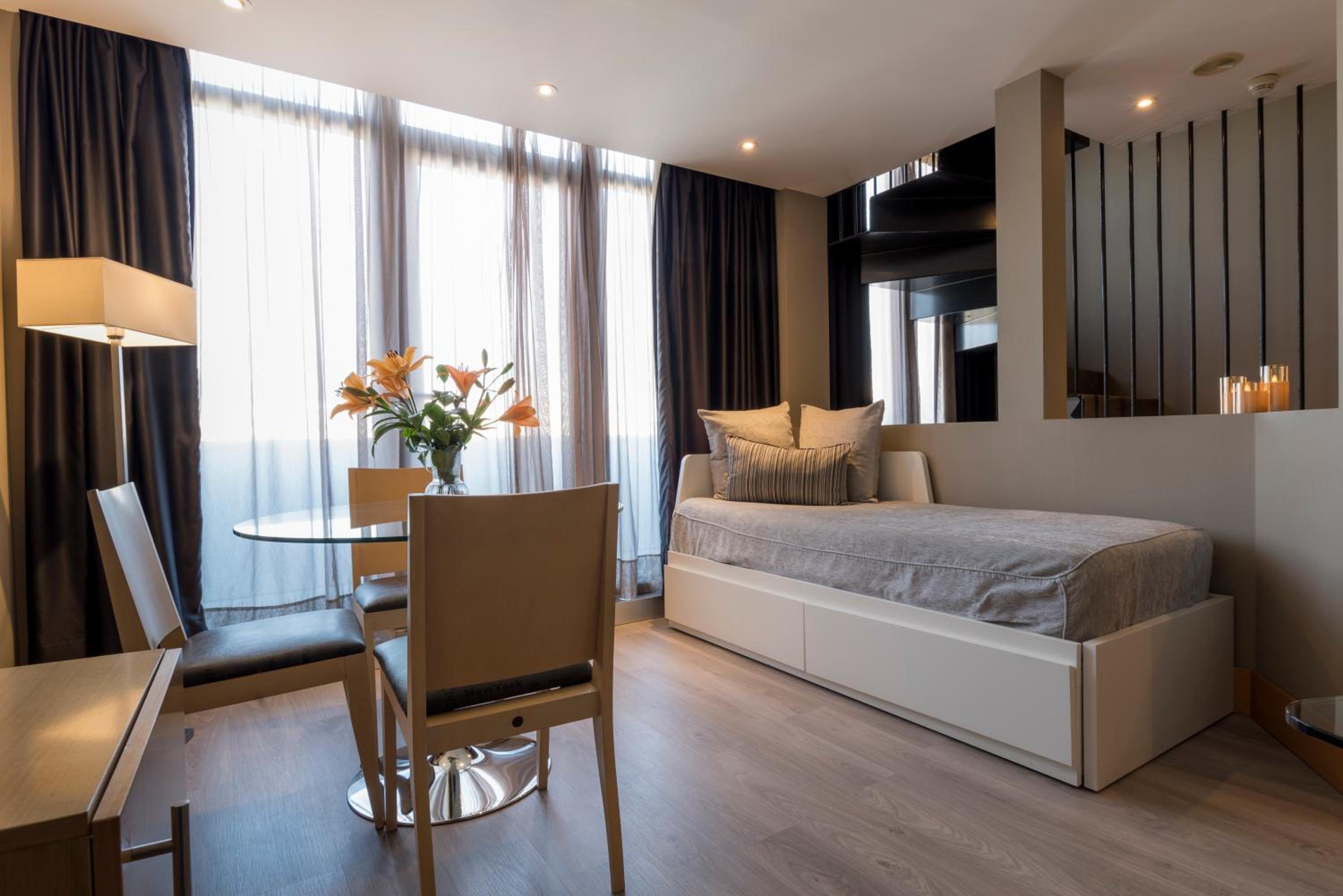 Junior Suite (2 Adults) - Photo 5