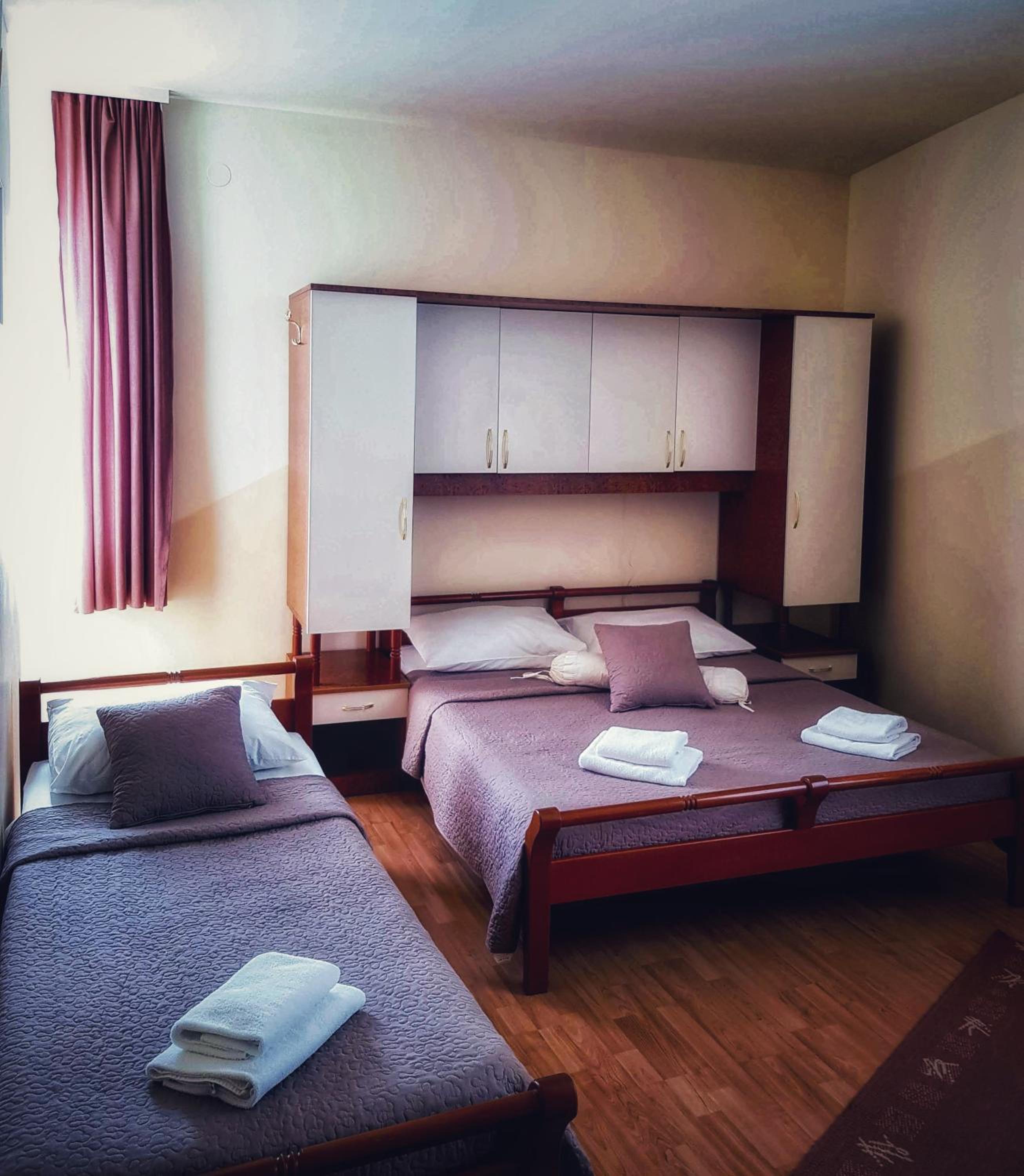 Triple Room - Photo 1