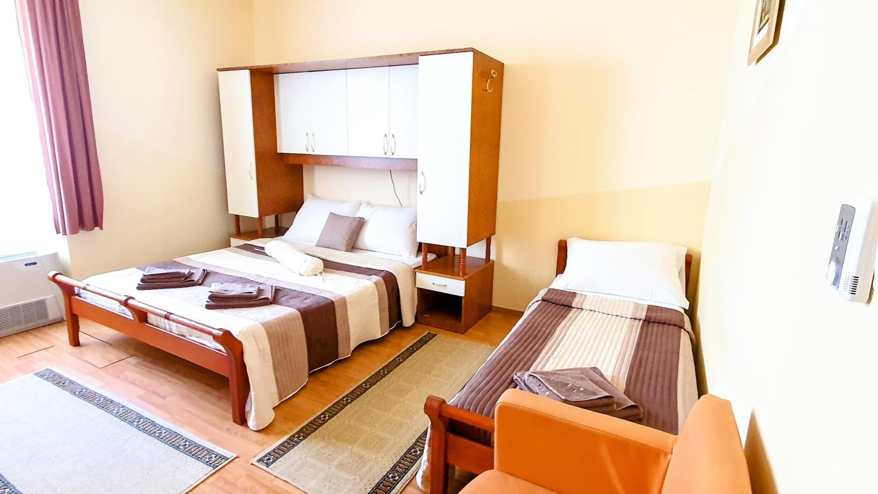 Triple Room - Photo 5