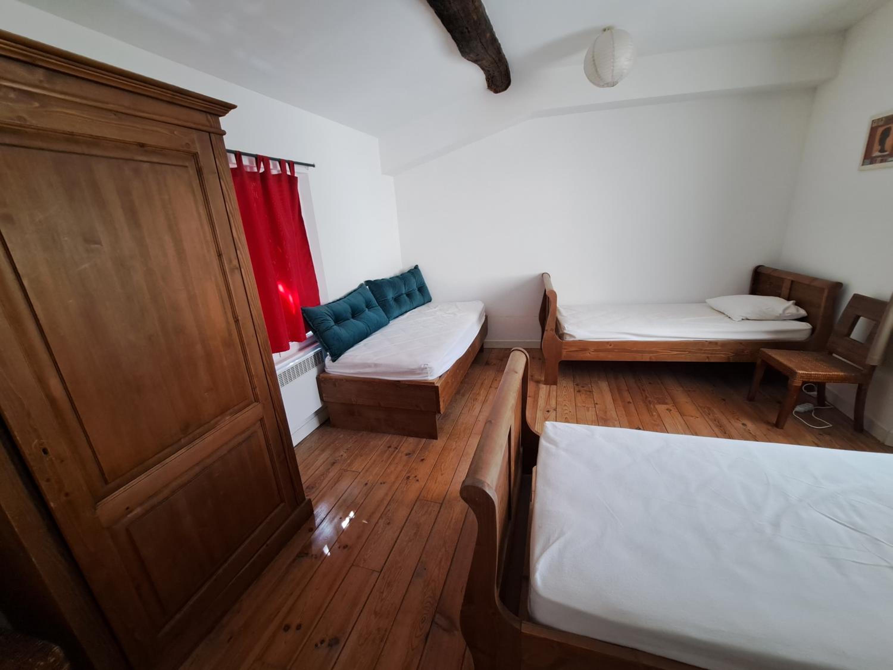 Apartment - Split Level