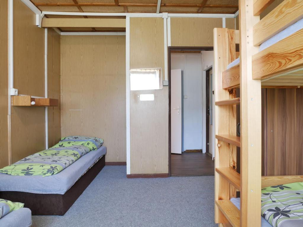 Three-Bedroom Bungalow photo 1