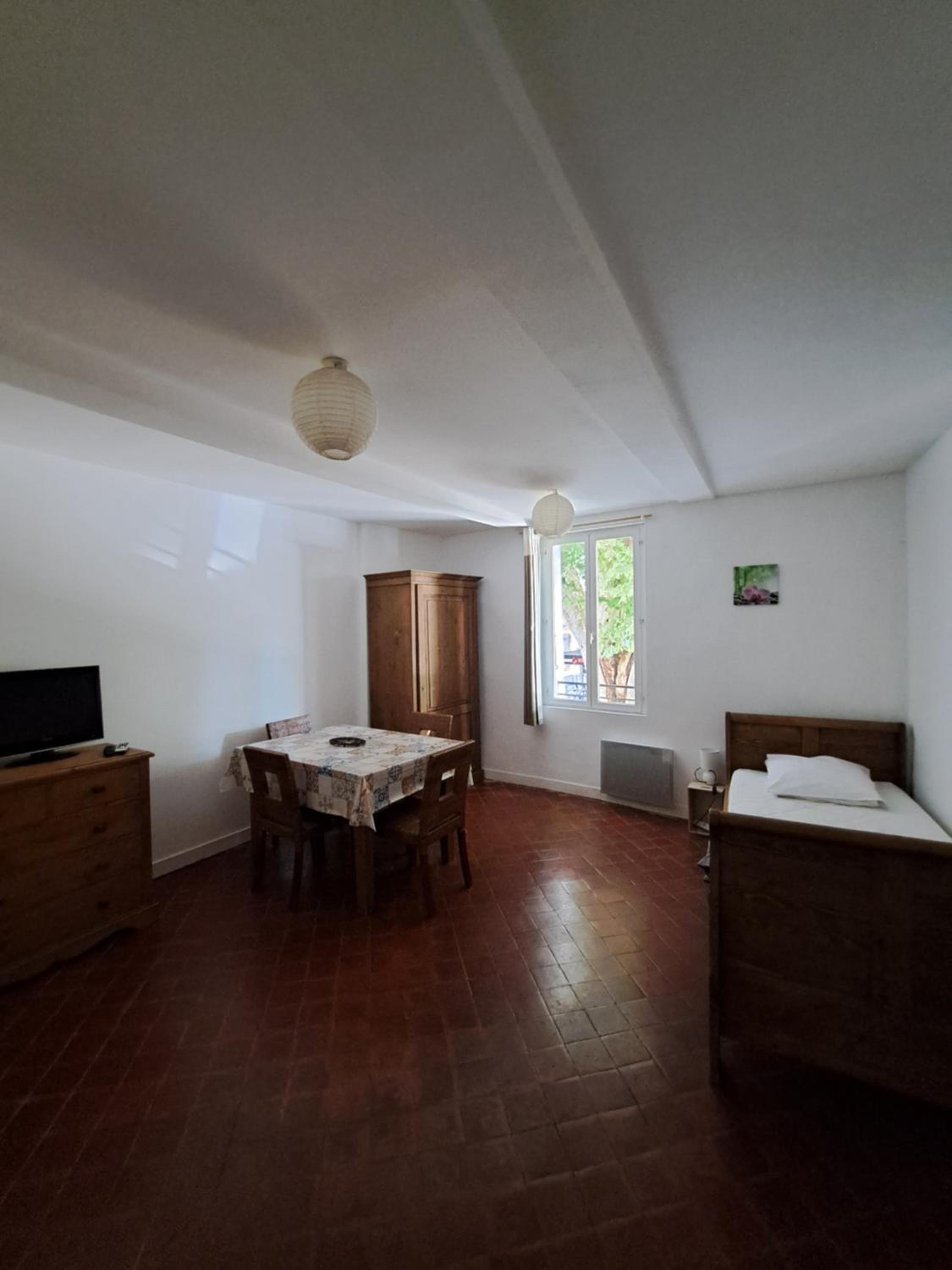 Apartment (4 Adults)