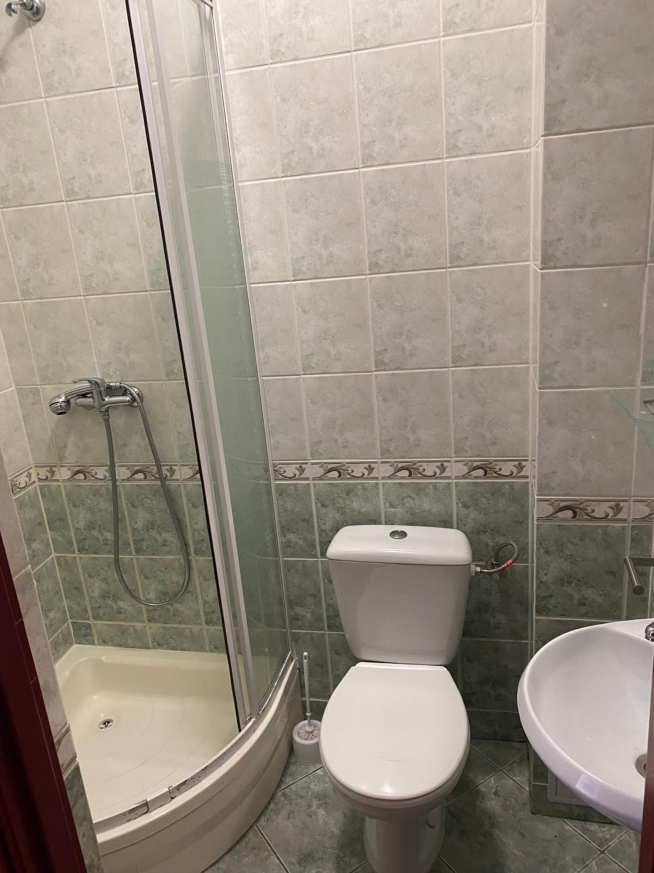 Triple Room with Private Bathroom - Photo 8