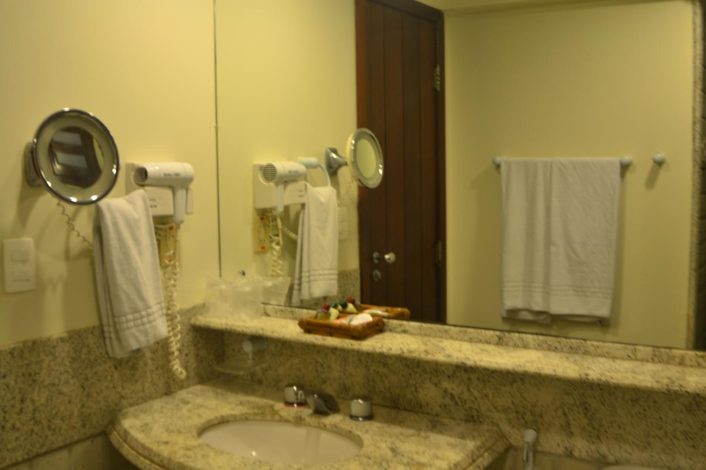 Deluxe Room - Photo 3