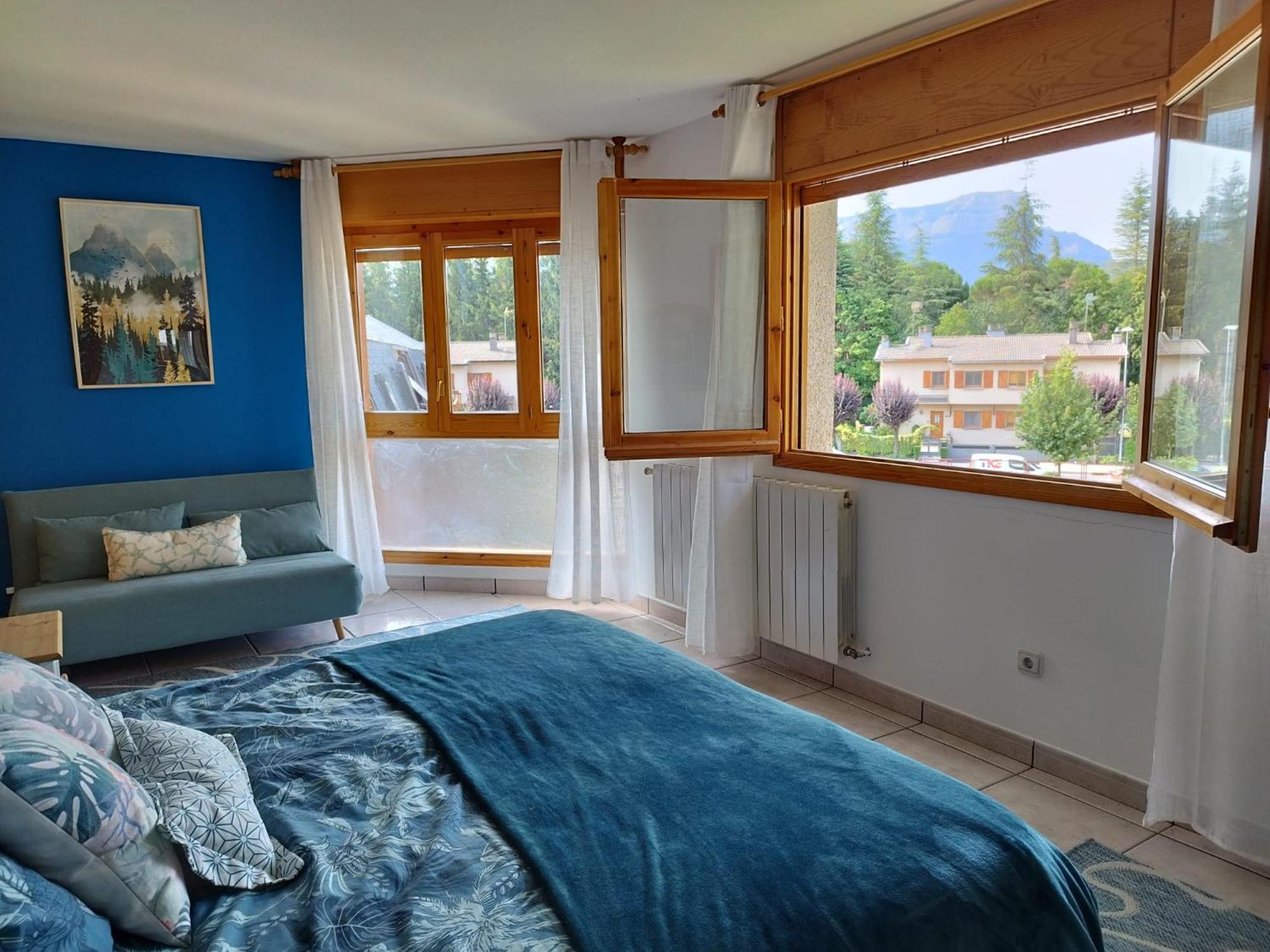 Casa de cinco habitaciones