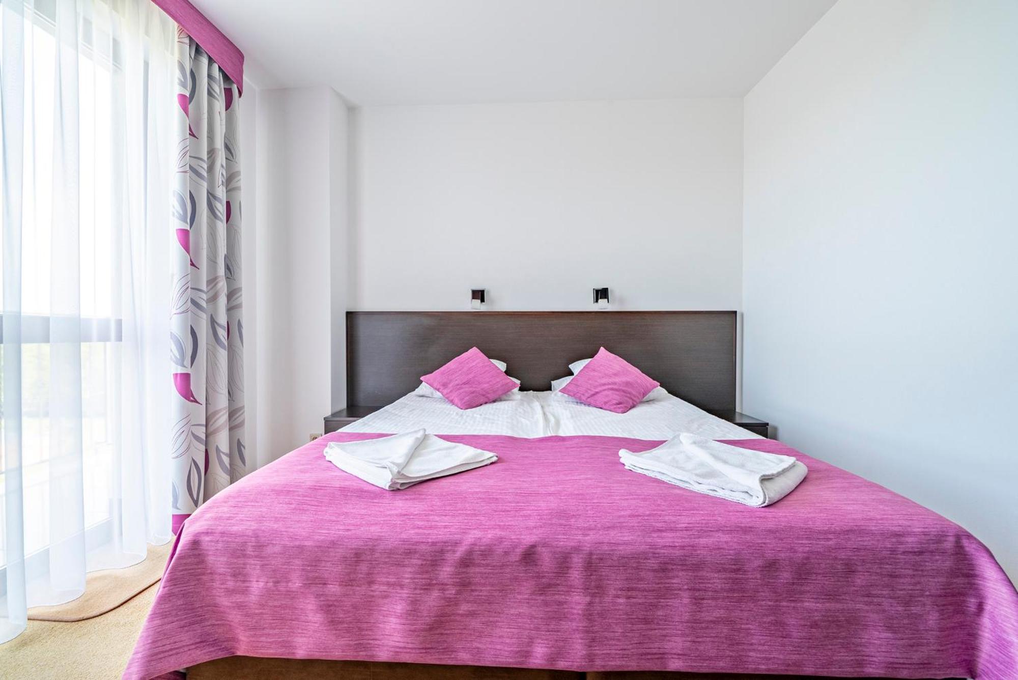 Deluxe Double Room with Balcony and Sea View photo 2