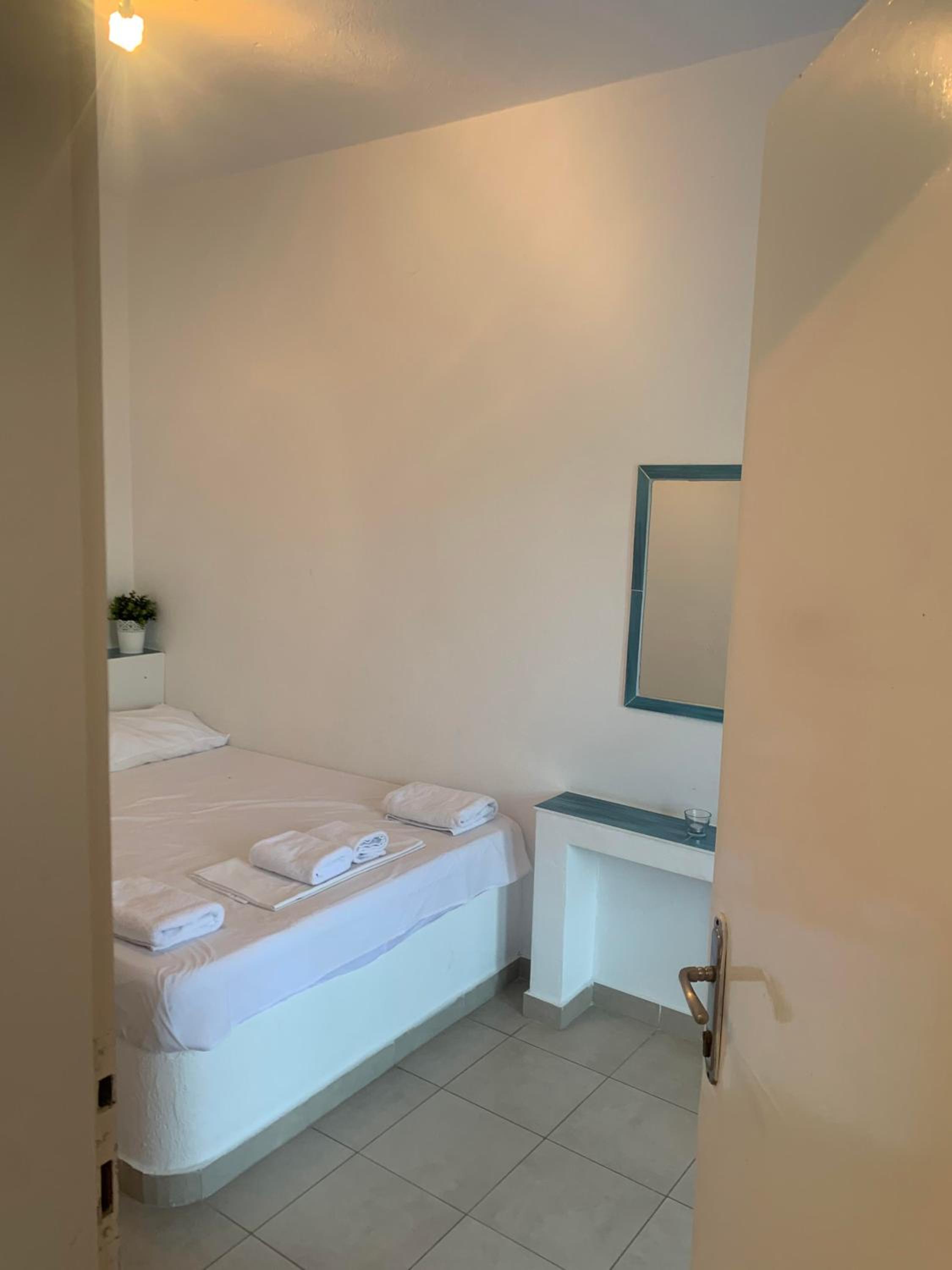 Standard Quadruple Room, photo 7