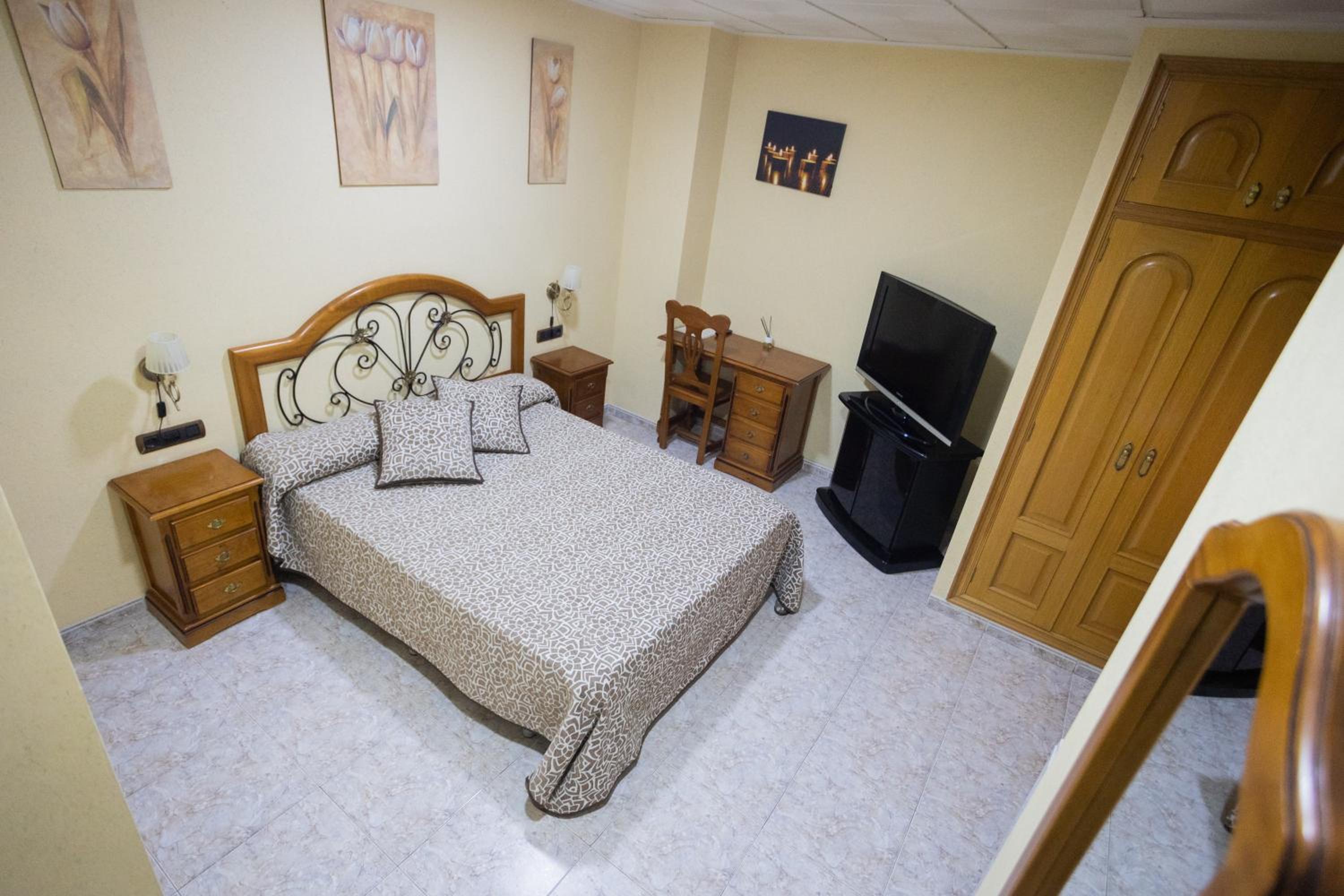 Large Double Room