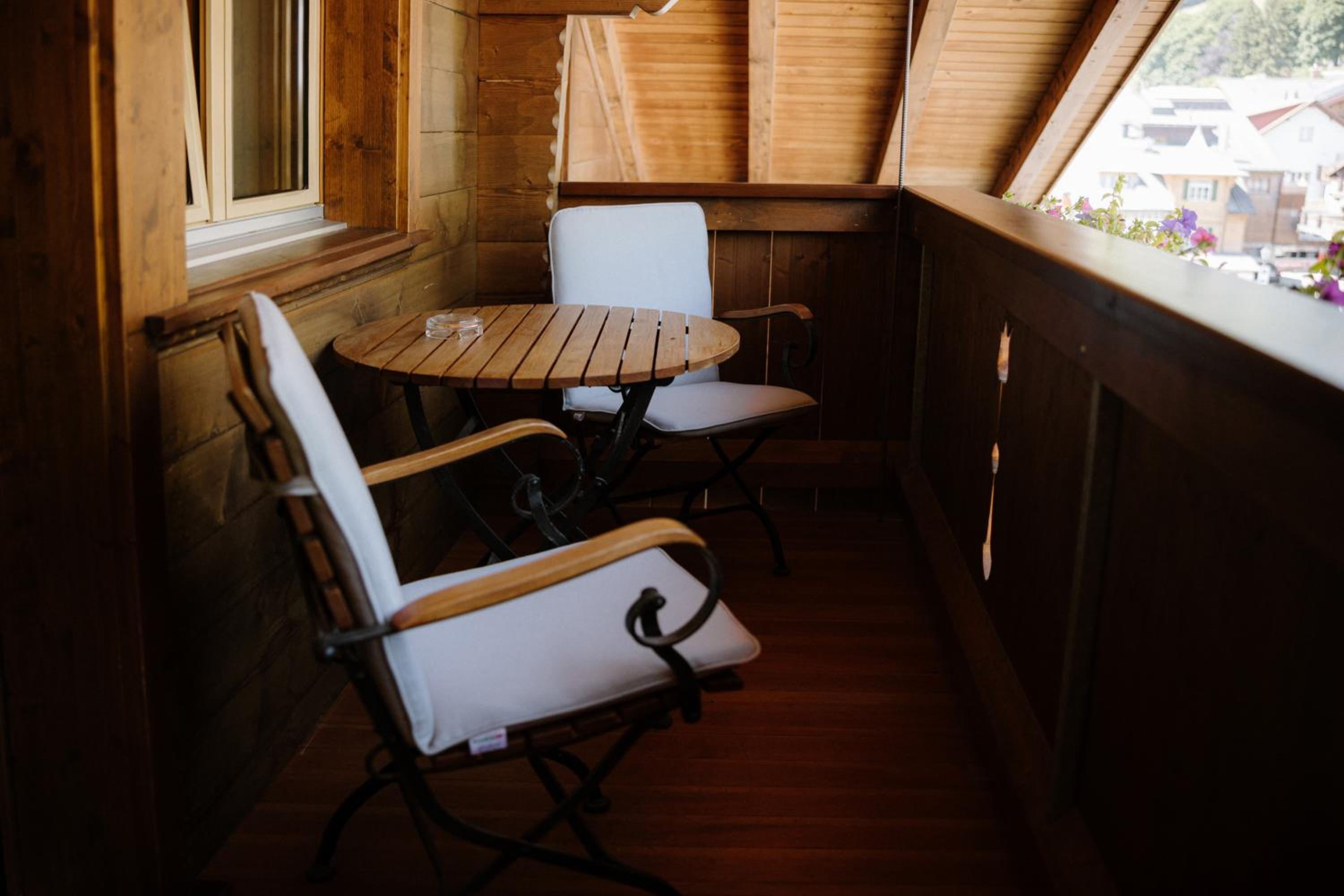 Double or Twin Room - Photo 4
