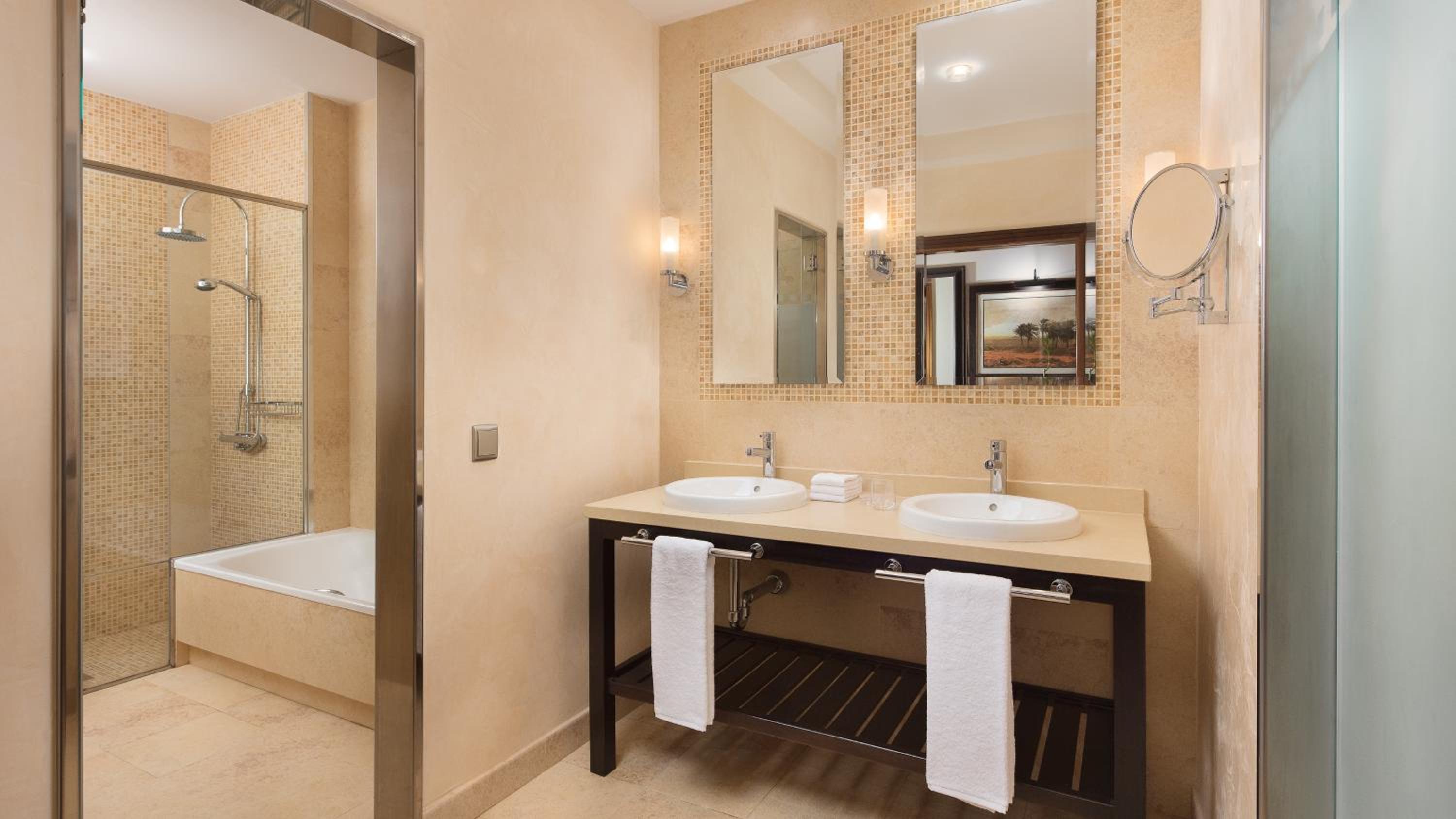 Deluxe Twin Room with Sea View
