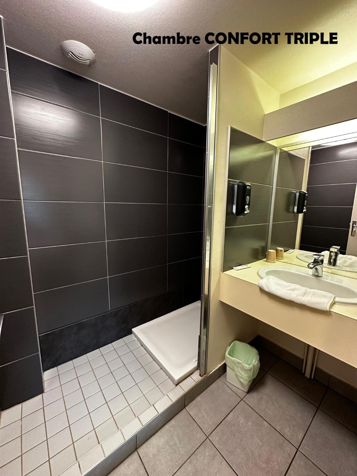 Comfort Triple Room - Photo 2