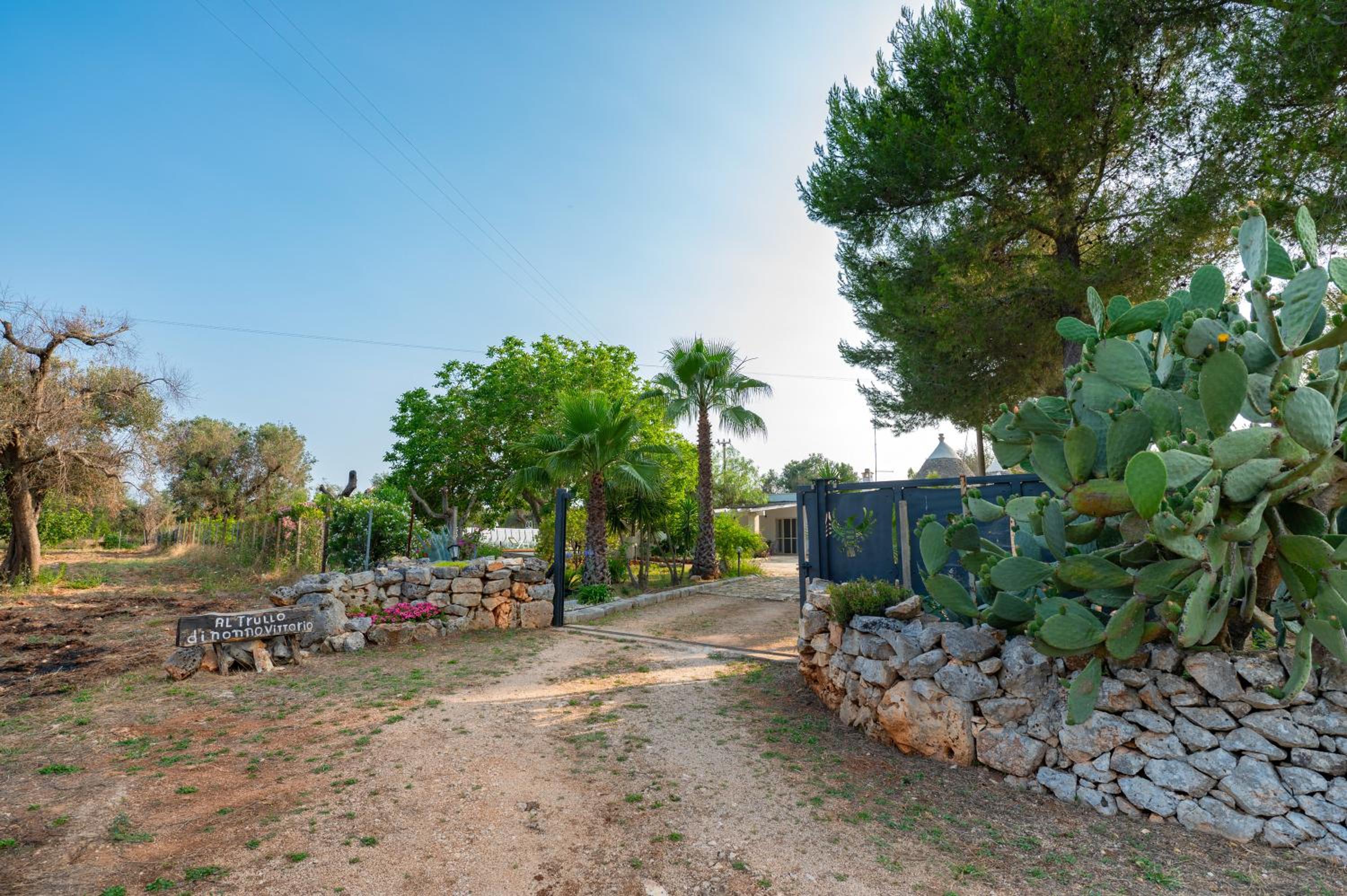 Villa with Garden View photo 3