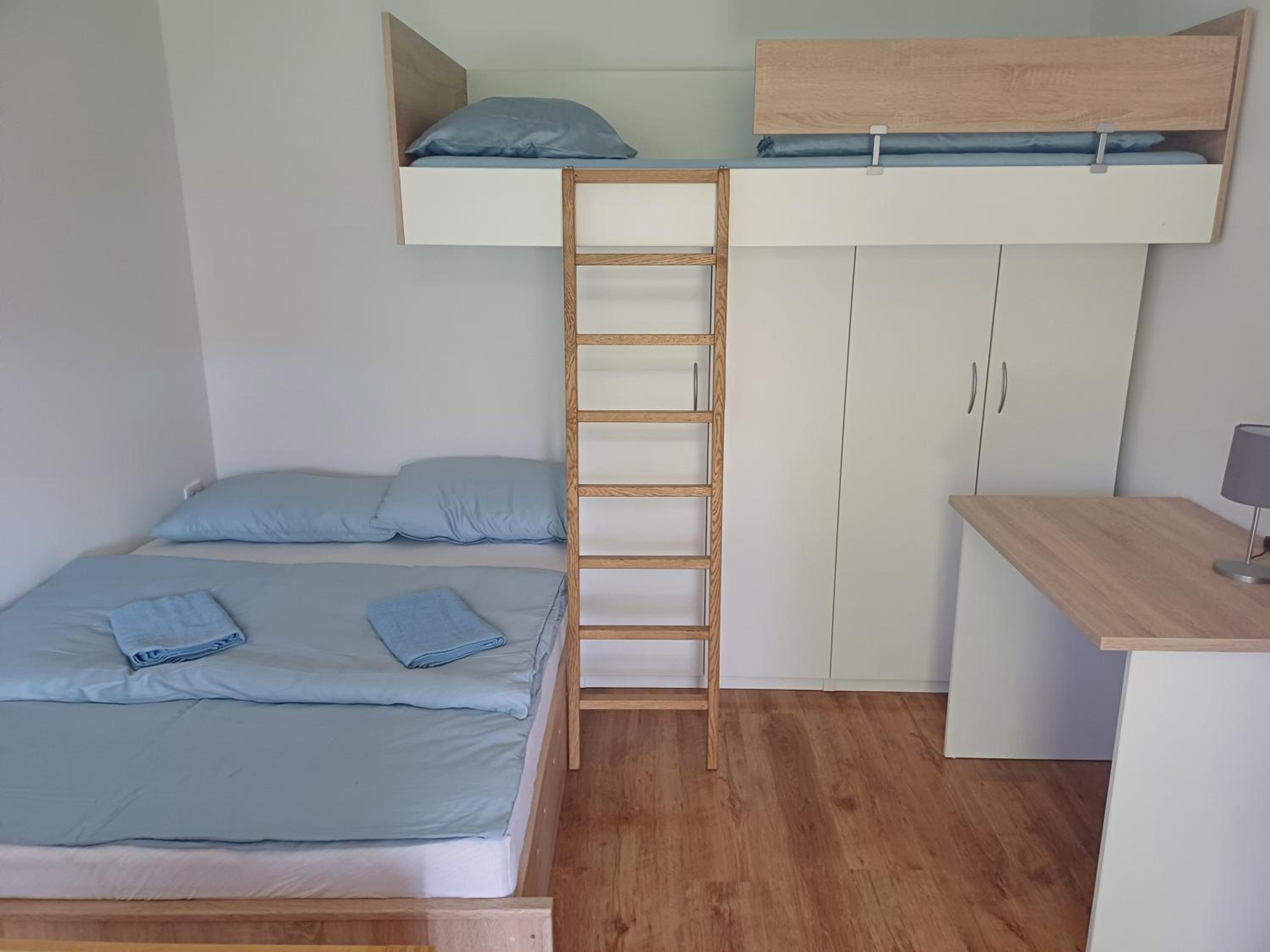 One-Bedroom Apartment with Terrace photo 1