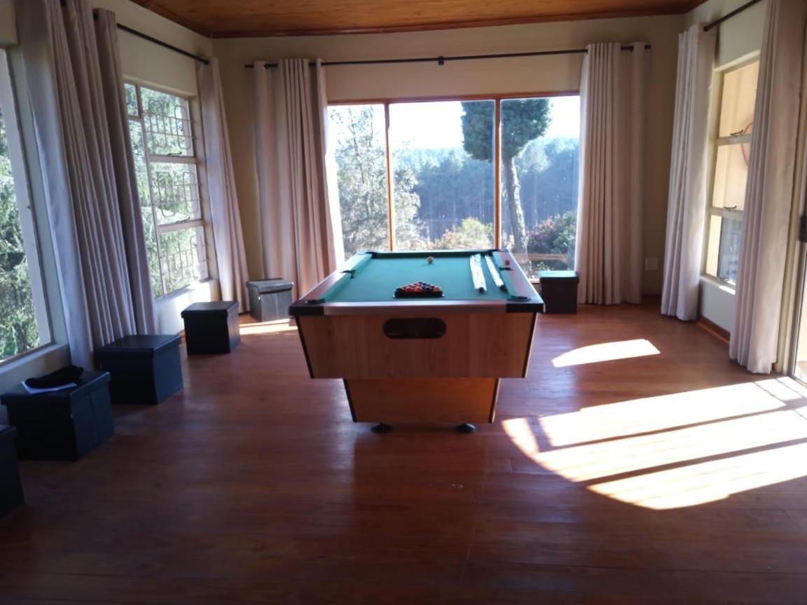 Four-Bedroom House - Photo 9