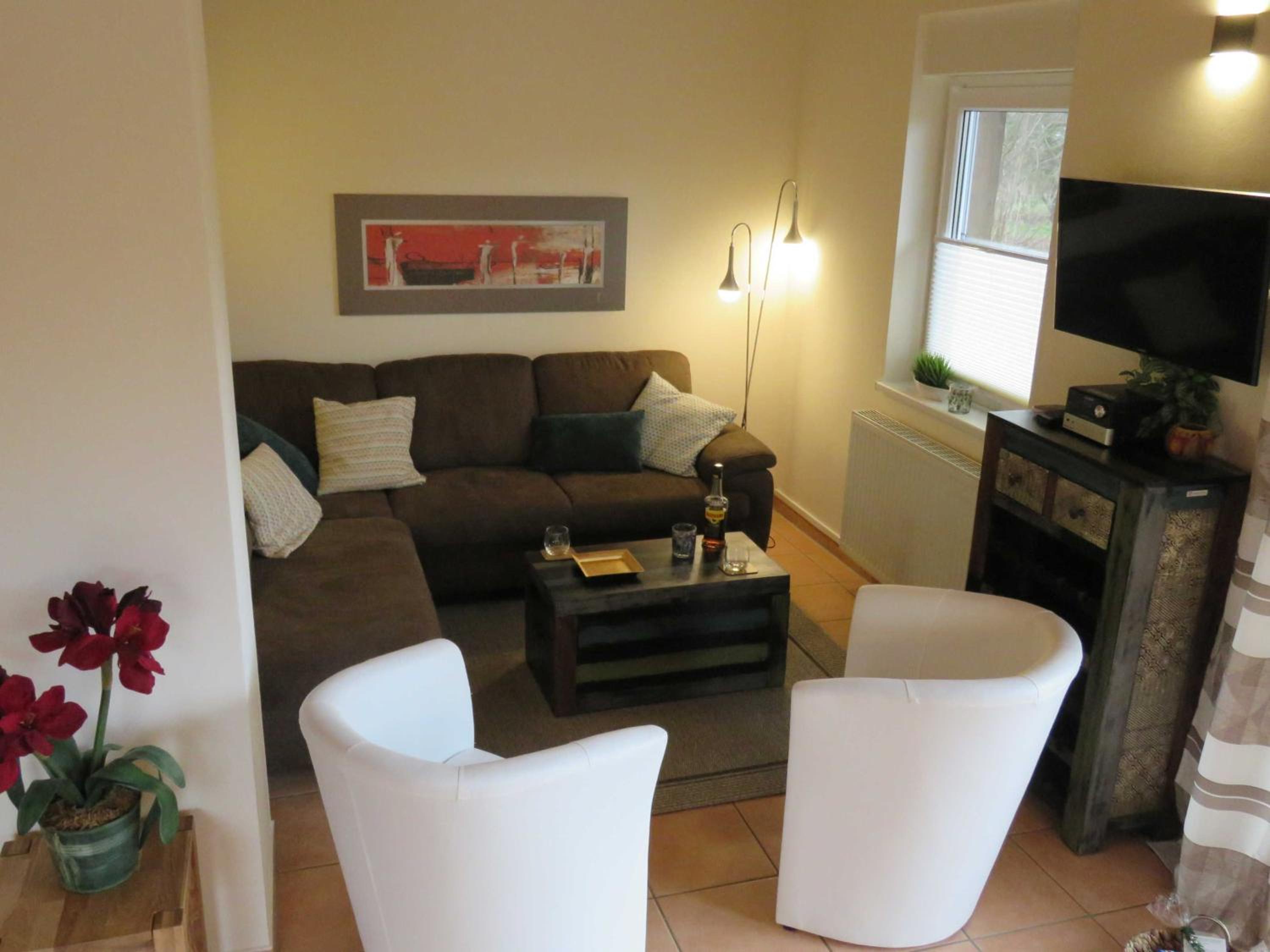 Three-Bedroom House photo 1