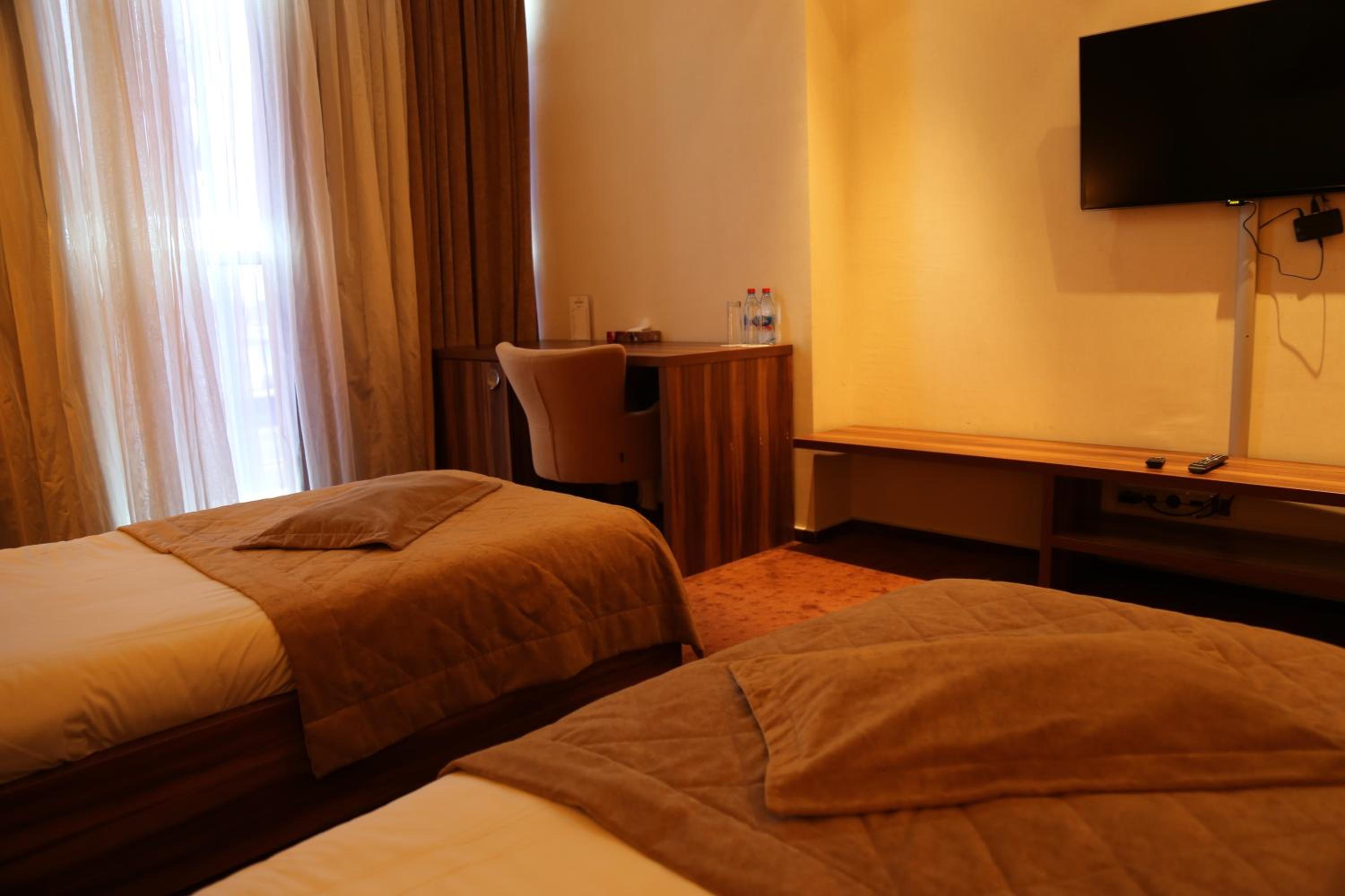 Superior Twin Room photo 2