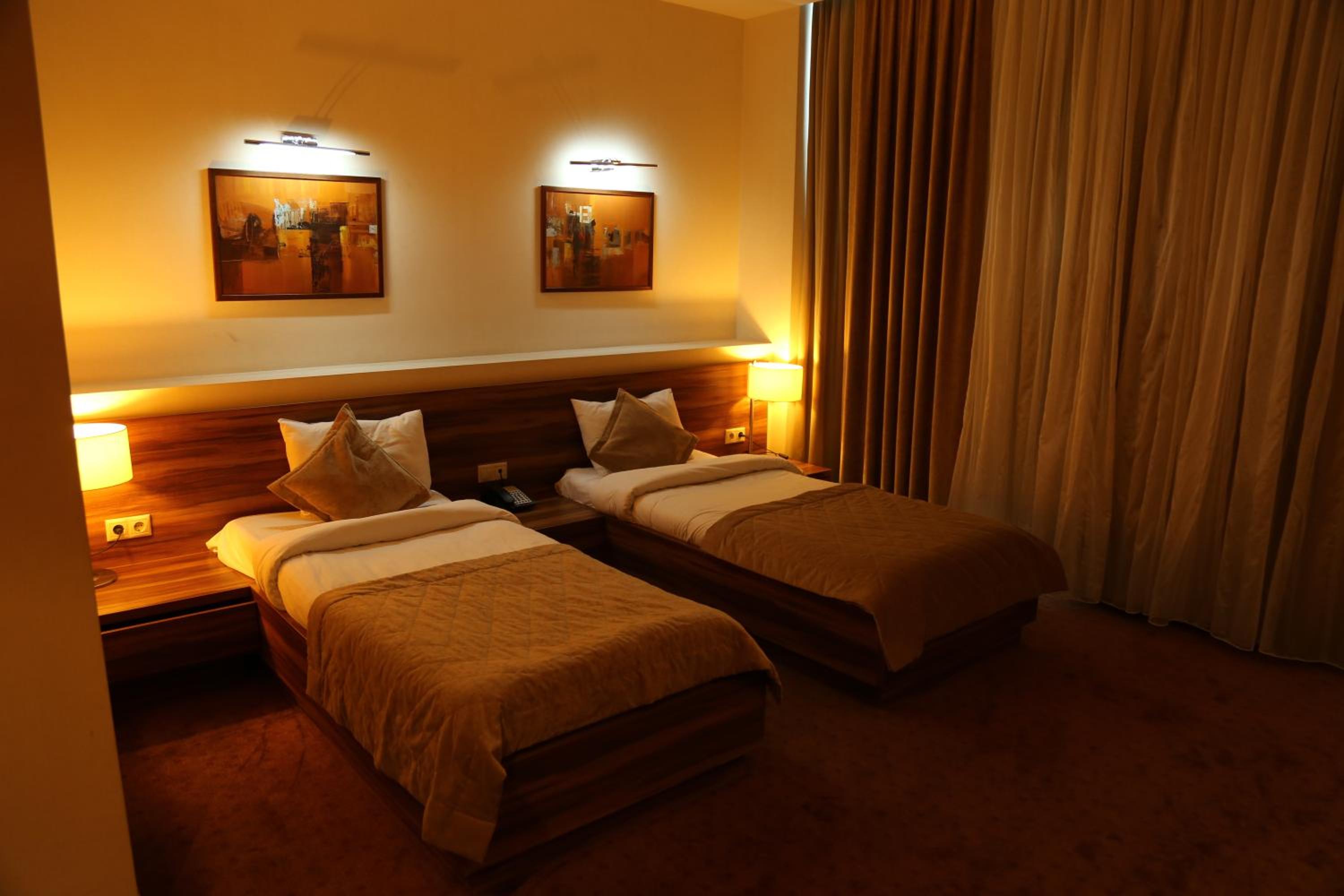 Superior Twin Room photo 3