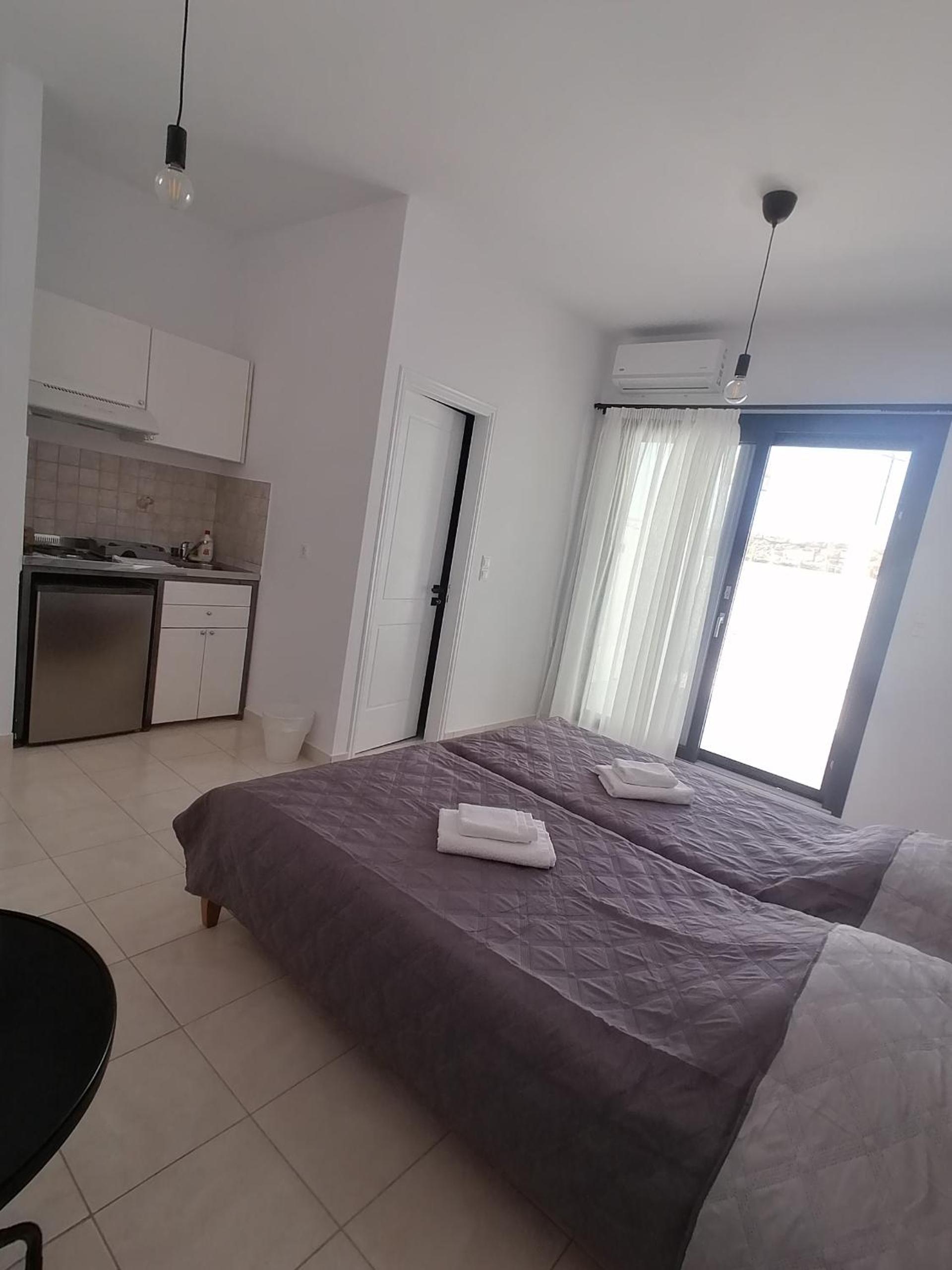Budget Double Room - Photo 1