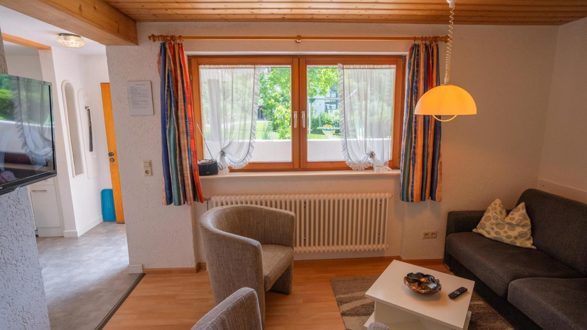 Two-Bedroom Deluxe Apartment with Garden View photo 1