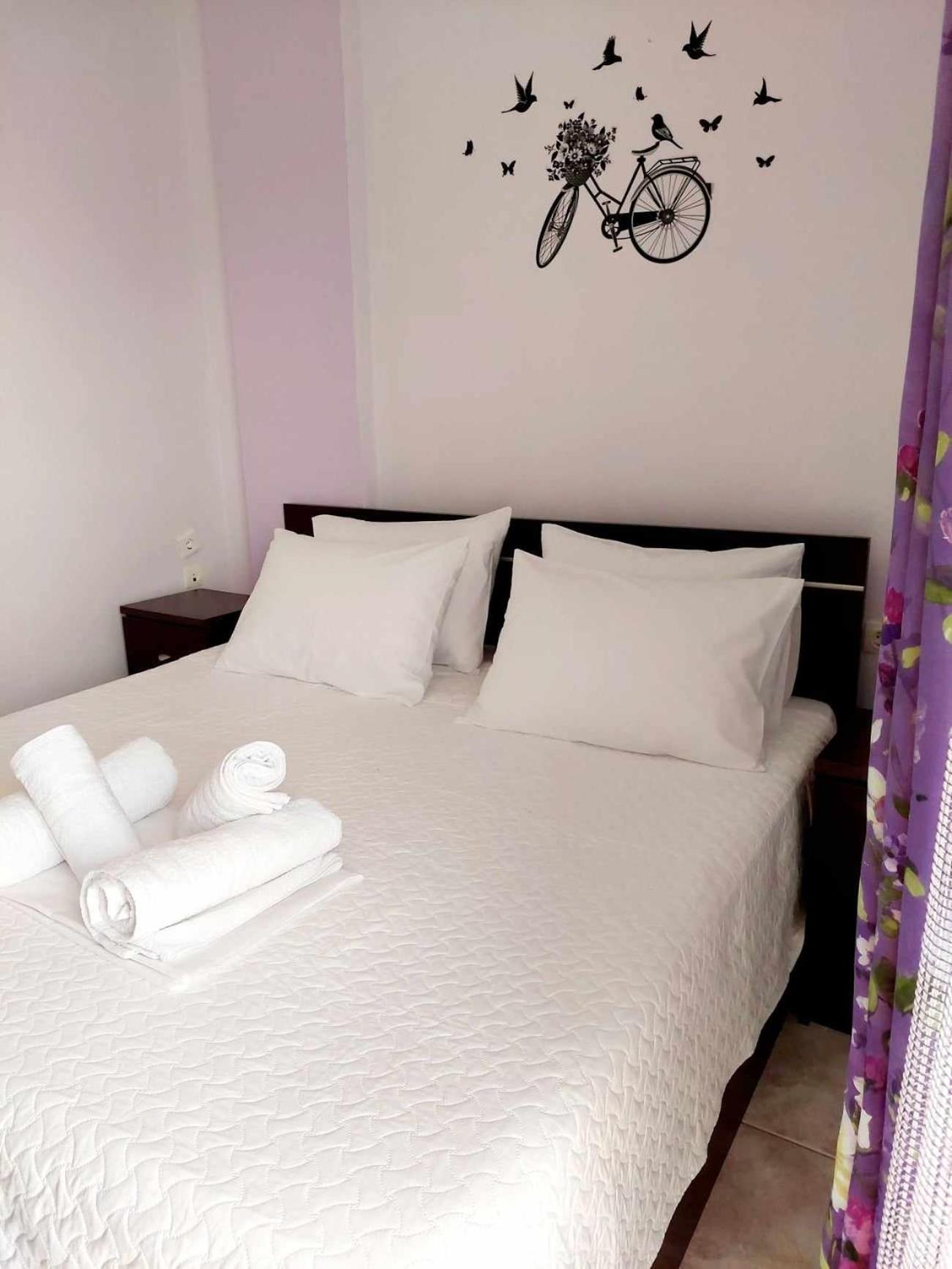 Two-Bedroom House photo 1