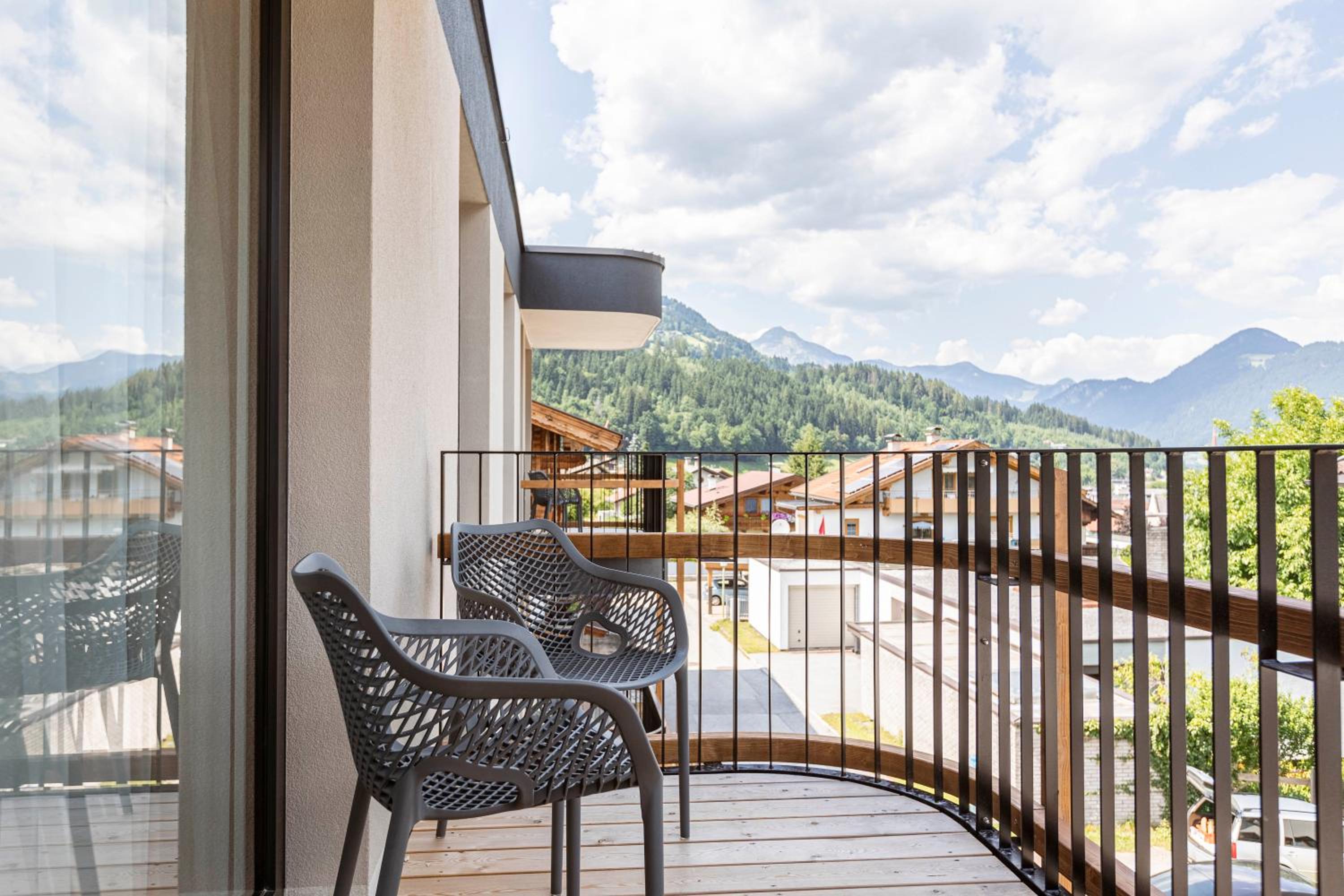Premium Apartment with 2 bedrooms up to 6 people photo 2