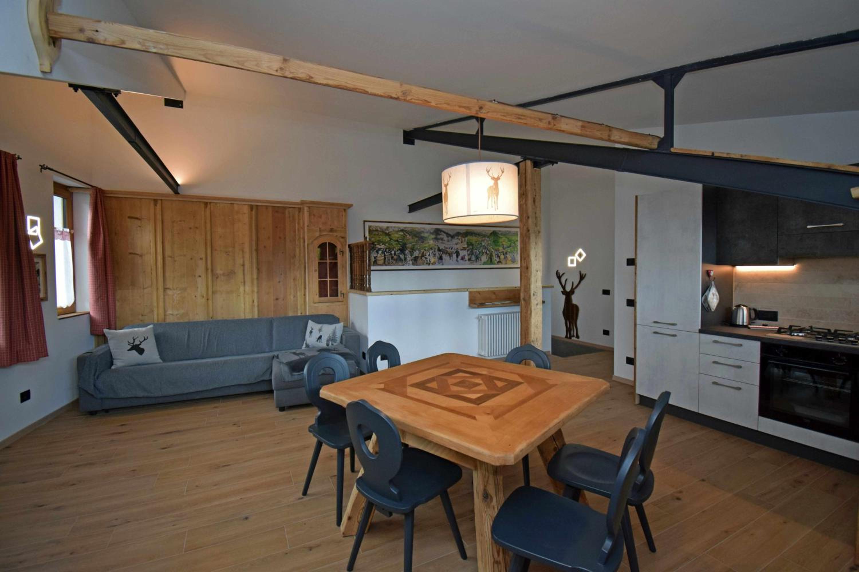 Apartment - Split Level photo 1