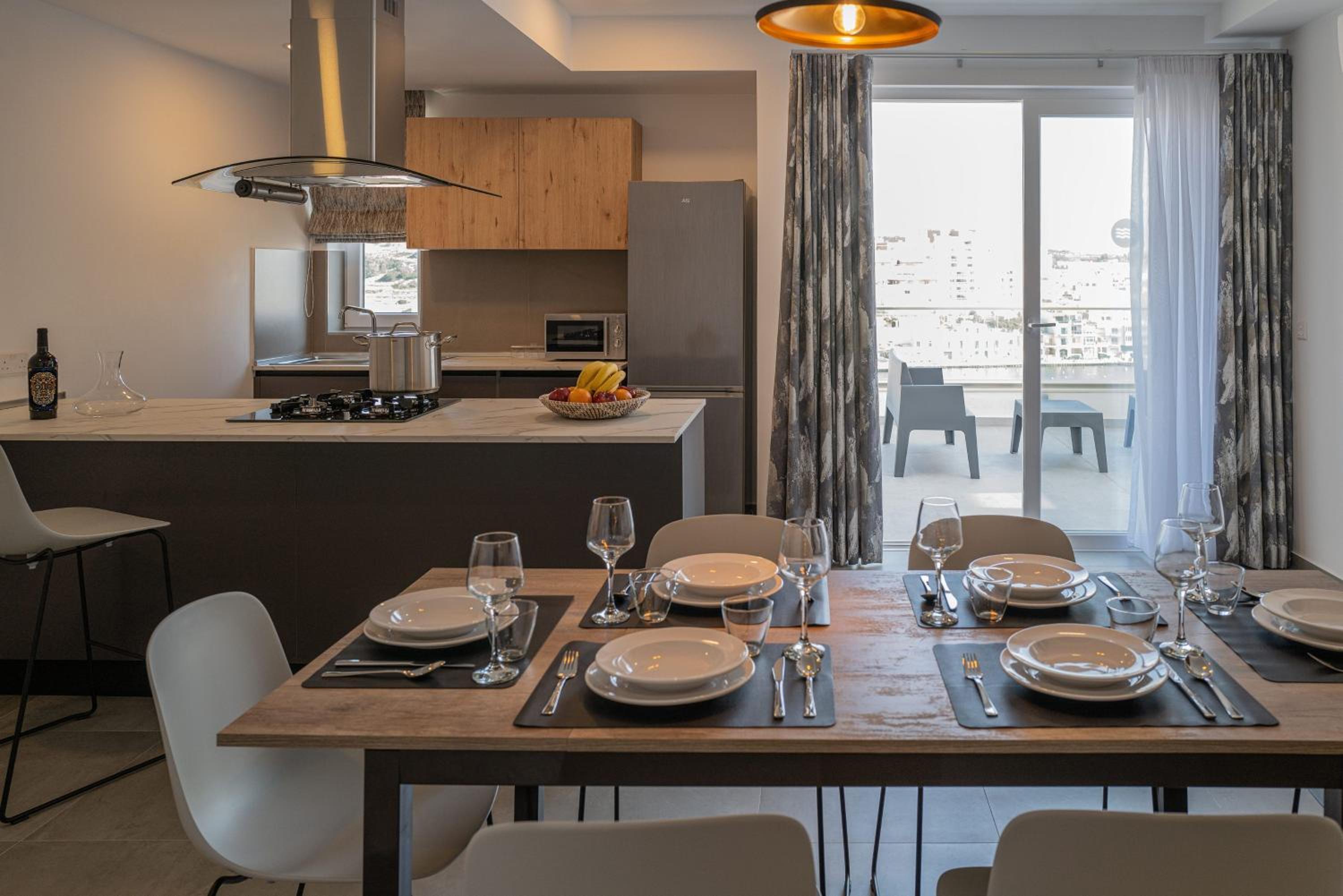 Deluxe Apartment