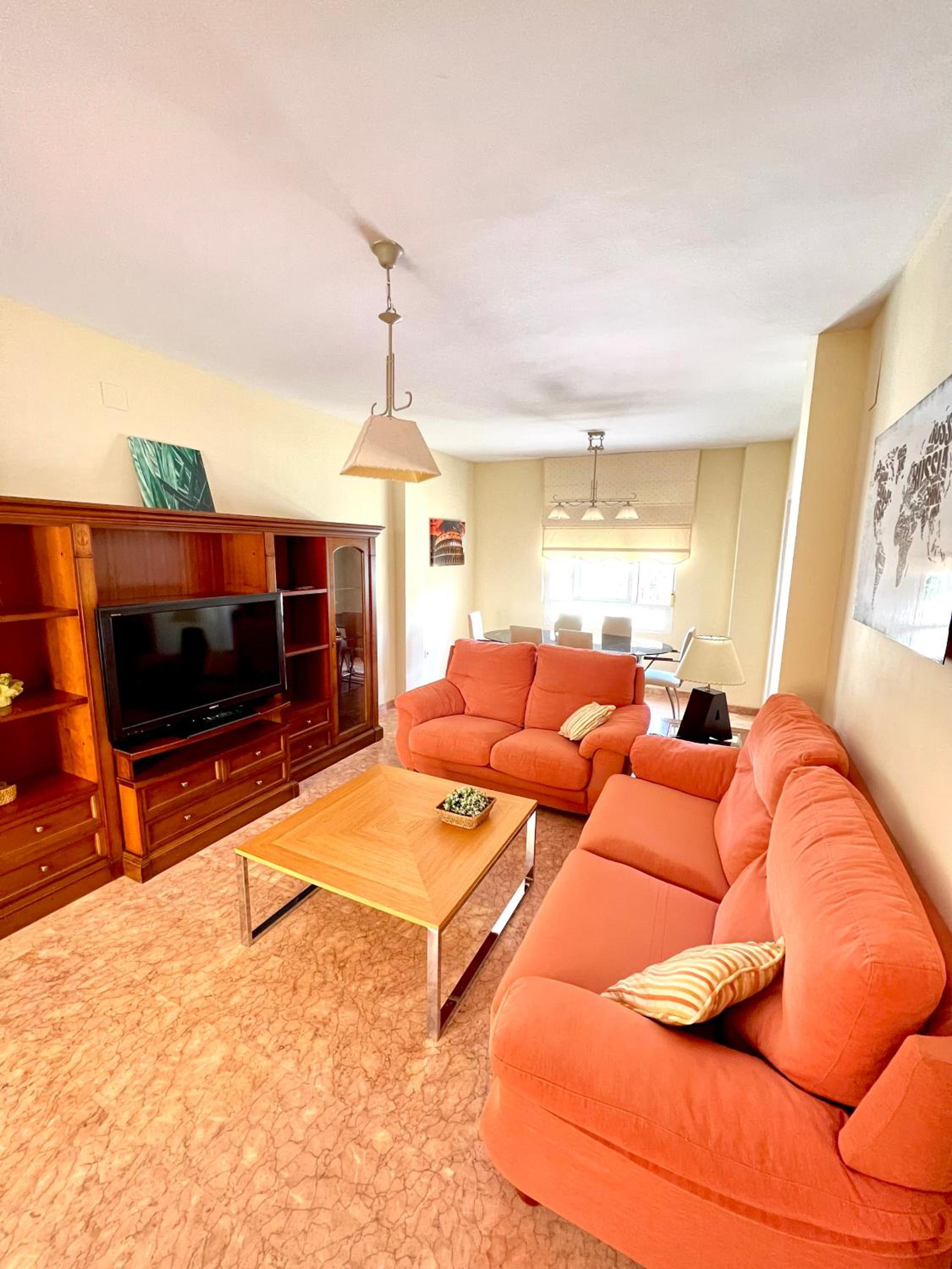 Casa de cuatro habitaciones