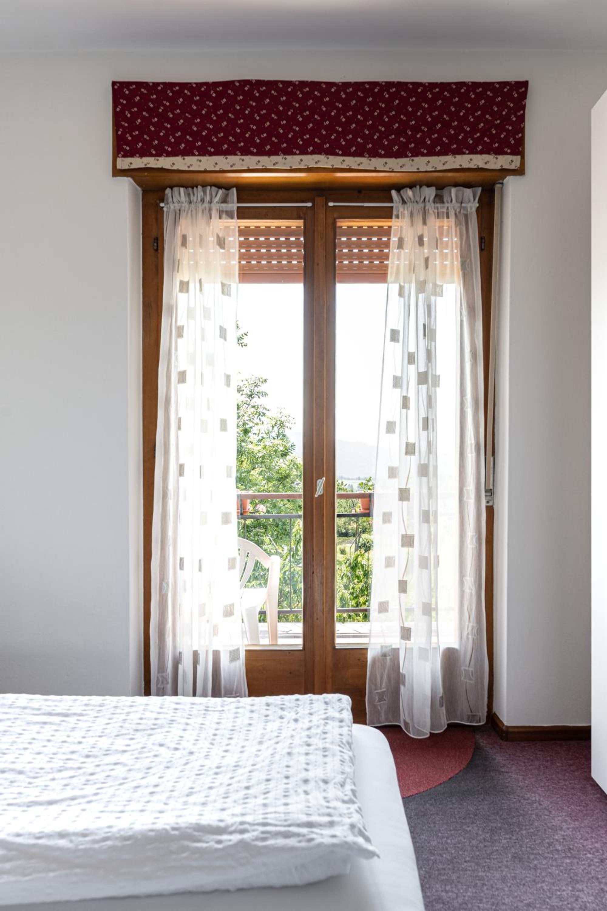 Double Room with Mountain View - Photo 5