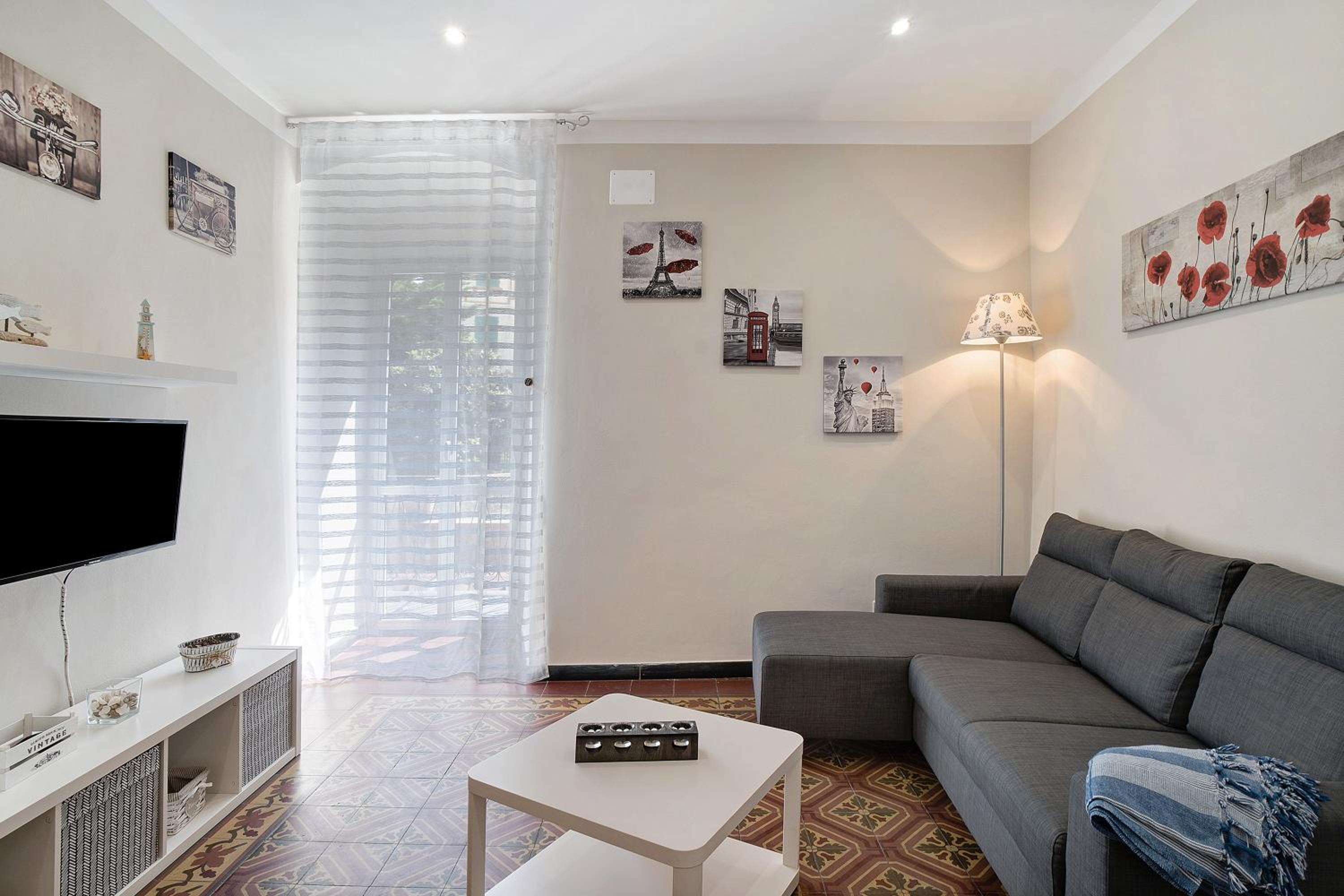 Two-Bedroom Deluxe Apartment with Ocean View photo 3