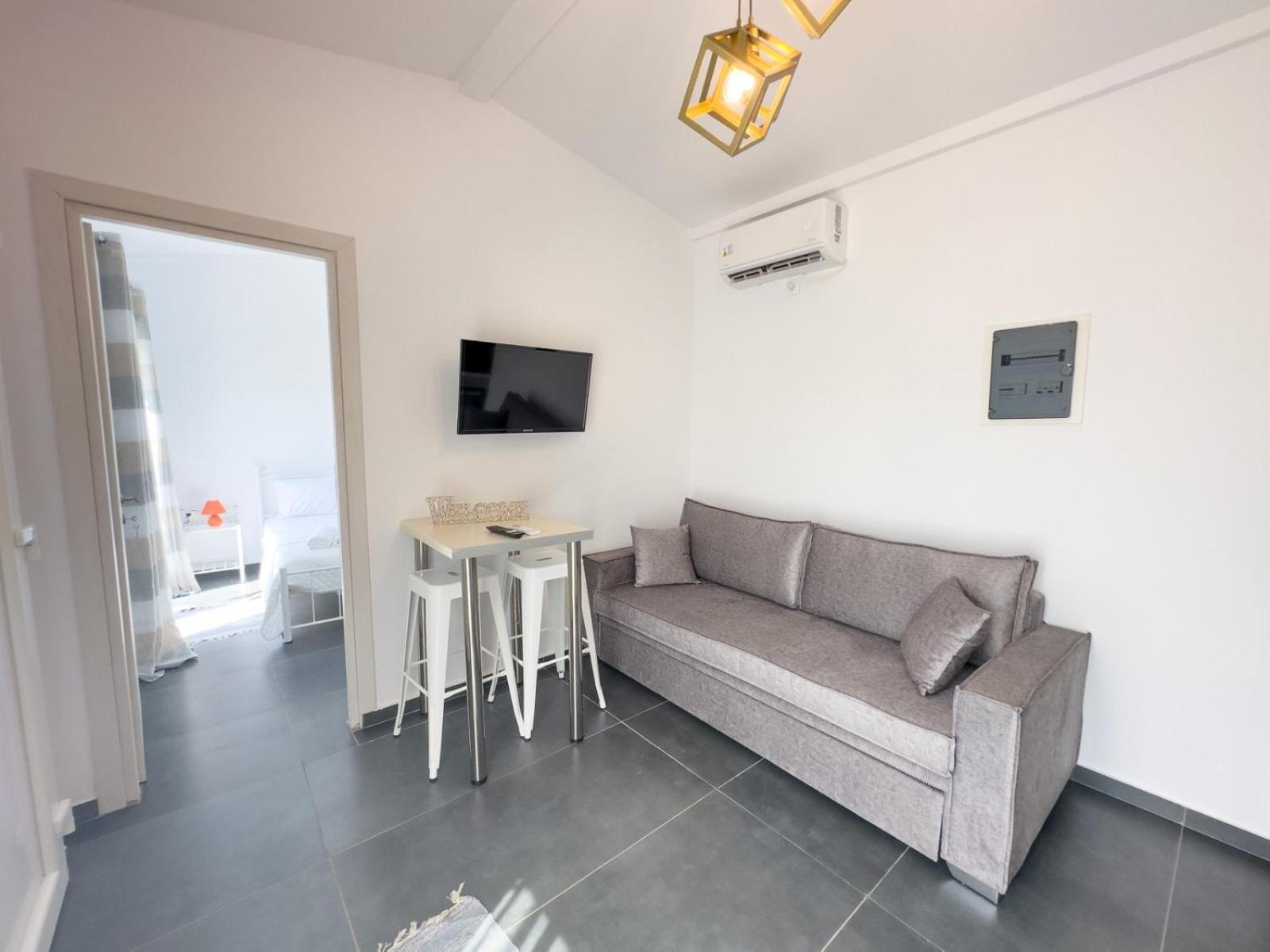 One-Bedroom Villa