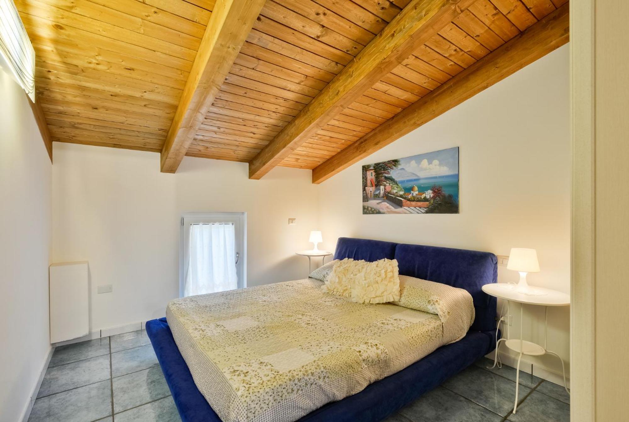 Two-Bedroom House photo 2